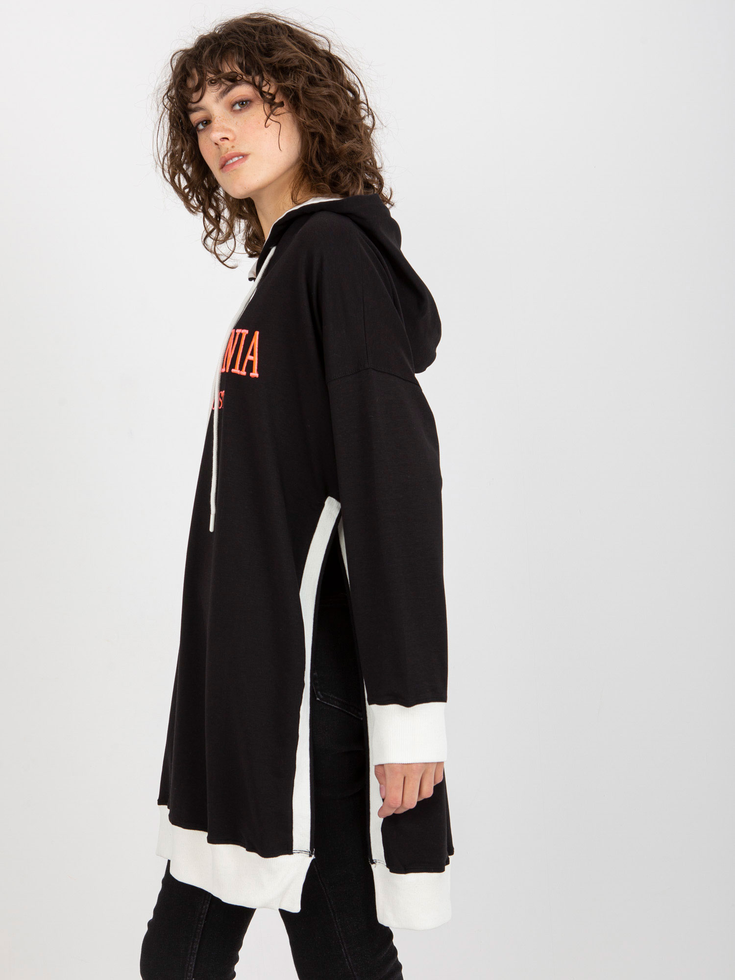 Sweatshirt-VI-BL-327.70P-black