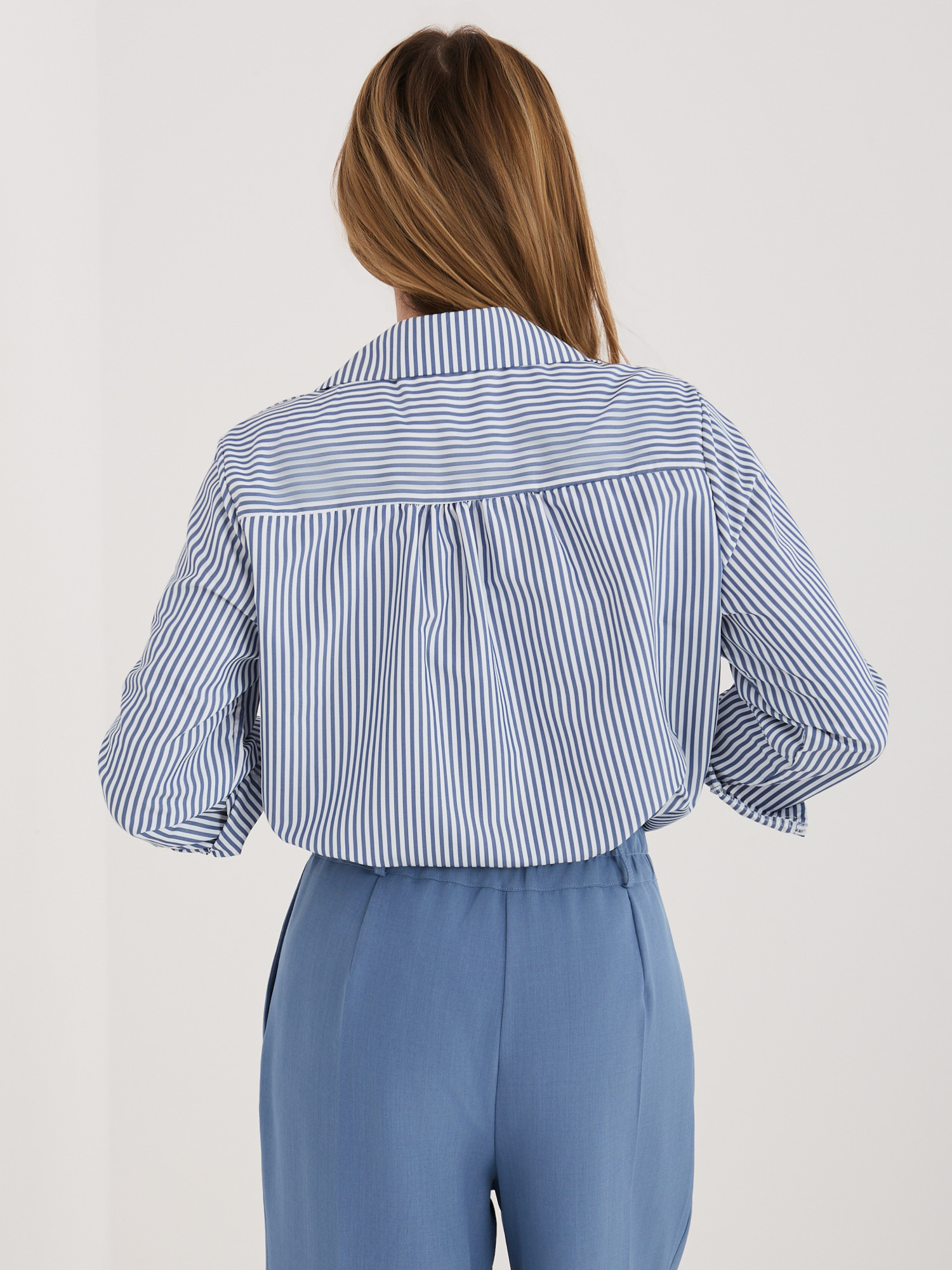 Синя дамска риза с яка