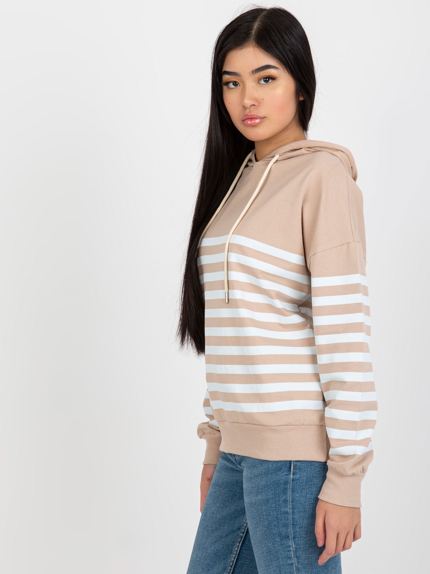Sweatshirt-LO-BL-DY-28.01-white-beige
