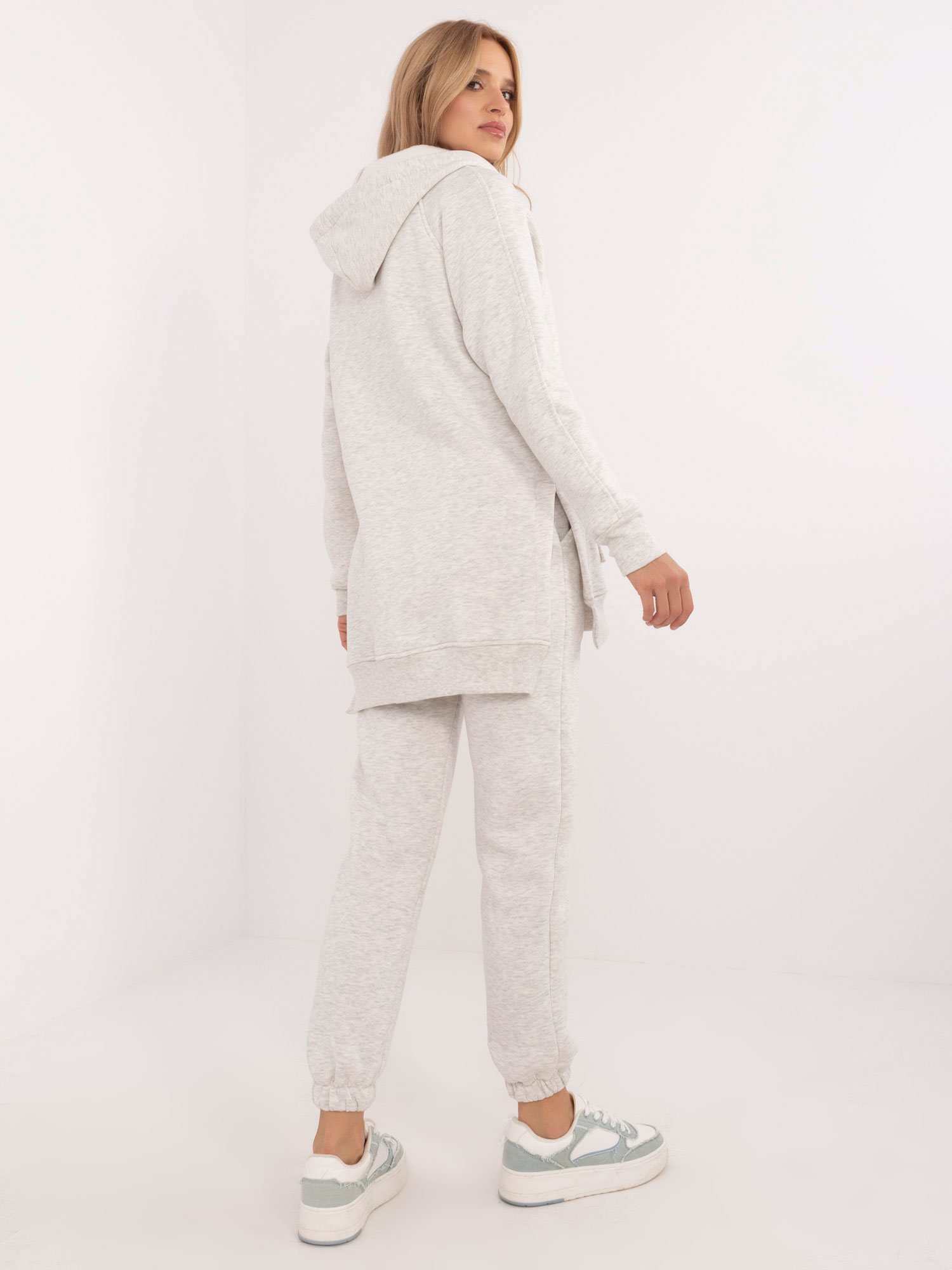 Set-EM-KMPL-847.66-light grey