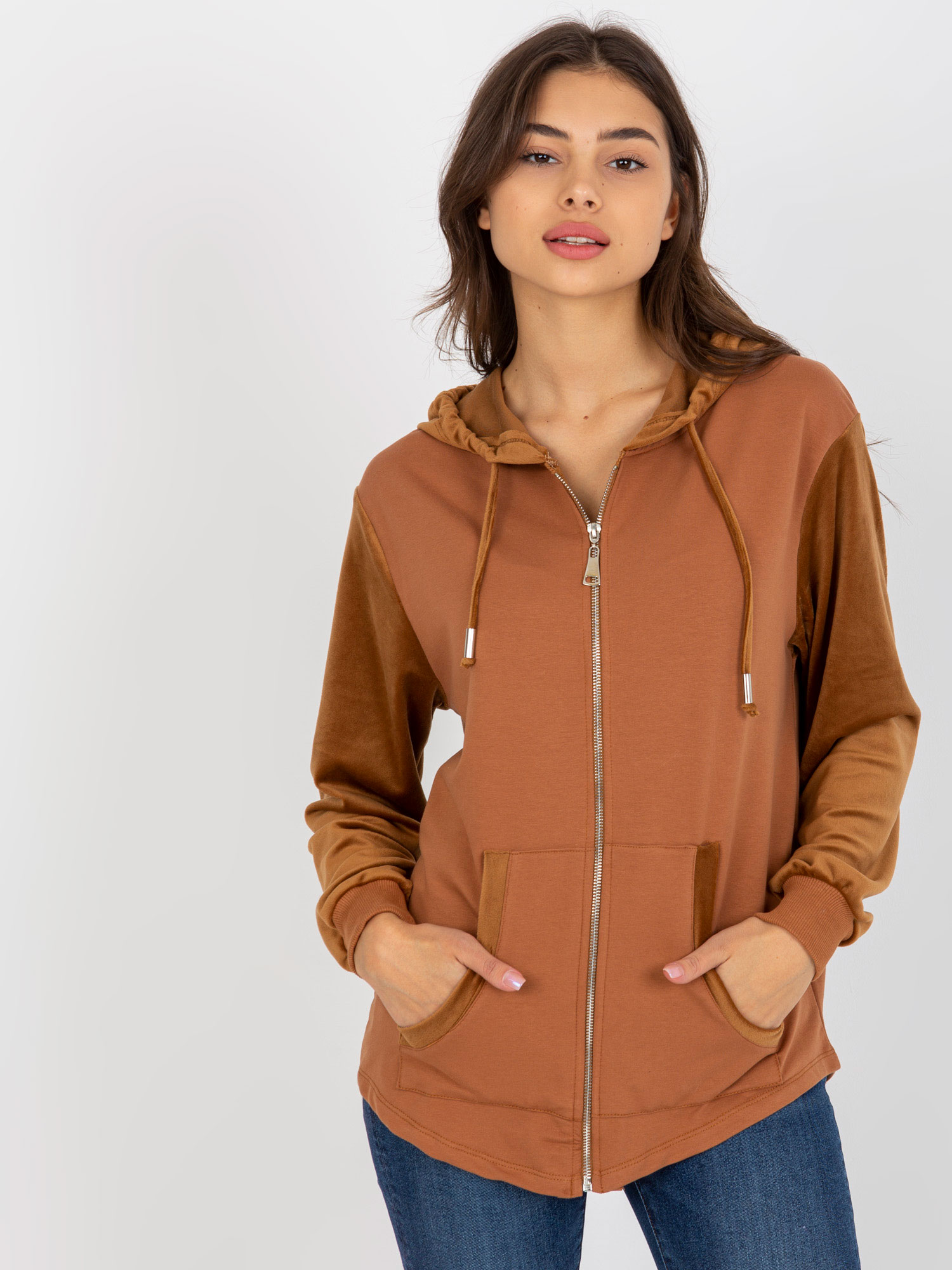 Sweatshirt-FA-BL-8066.79-light brown