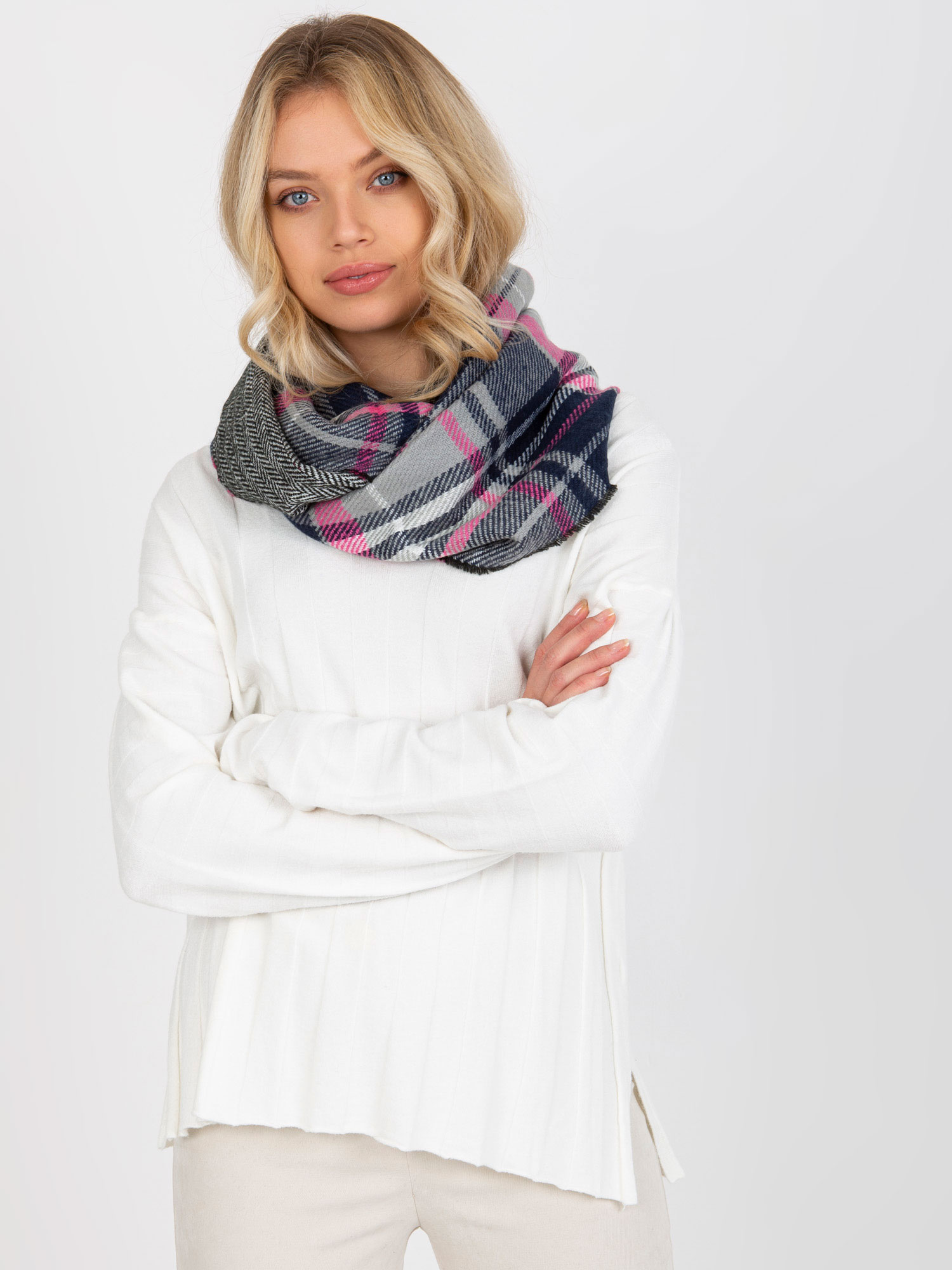 Snood-AT-KM-1402.20-grey-pink