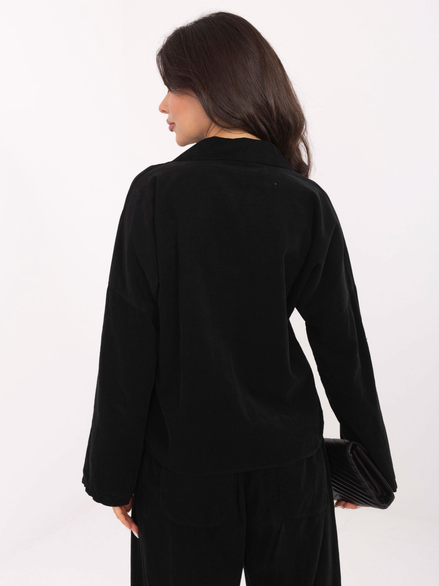 Čierna košeľa s gombíkmi