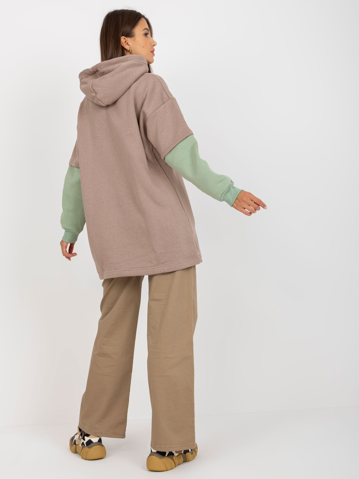 Sweatshirt-RV-BL-8232.27X-dark beige