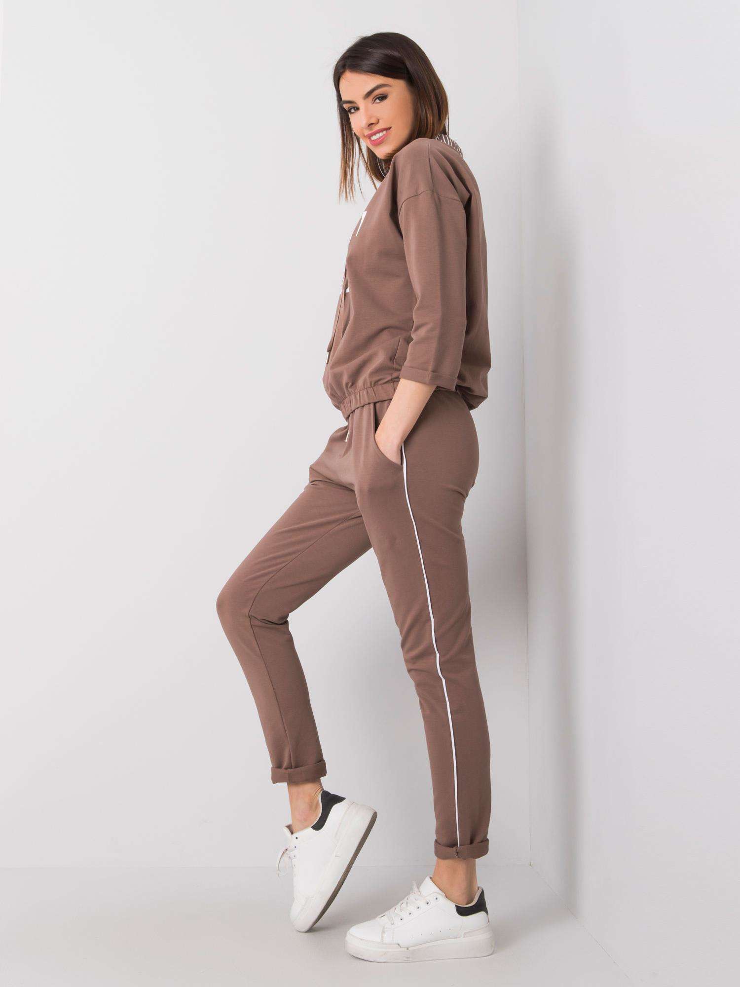 Set-RV-KMPL-6421.06-brown