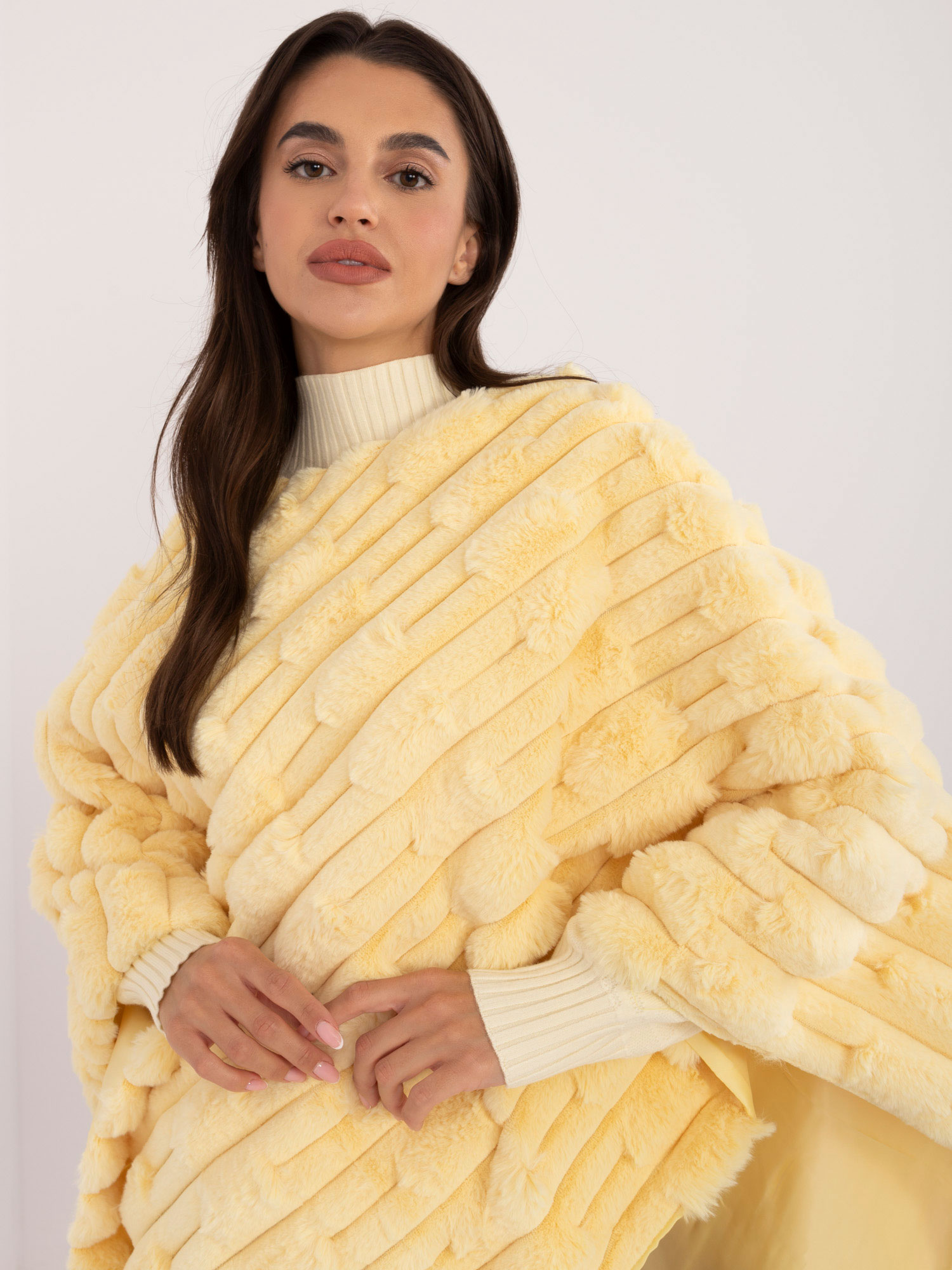 Poncho-AT-PN-2347.88-light yellow
