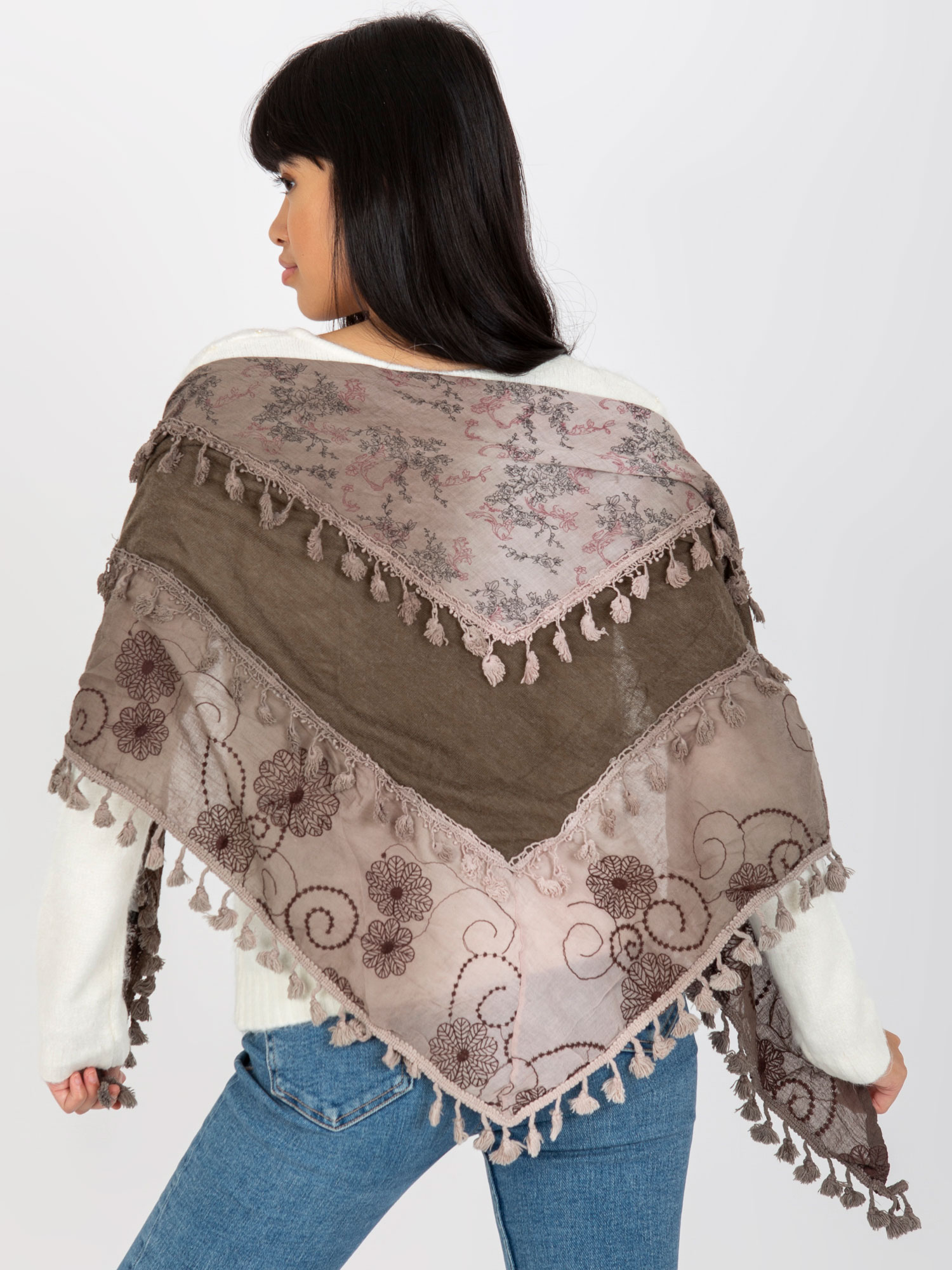 Banna-AT-CH-0415.44-brown