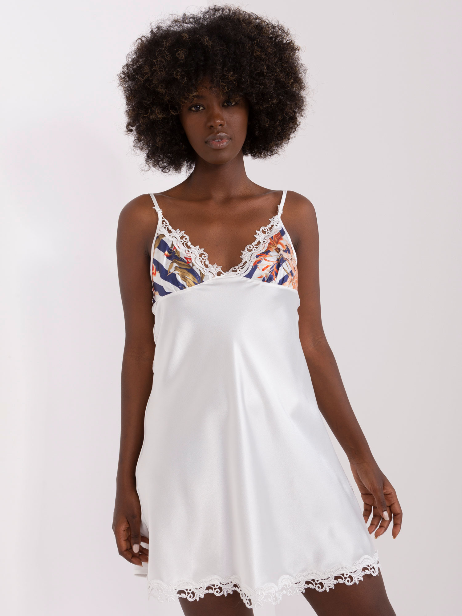 Set-BR-KMPL-2542.24-white-navy blue