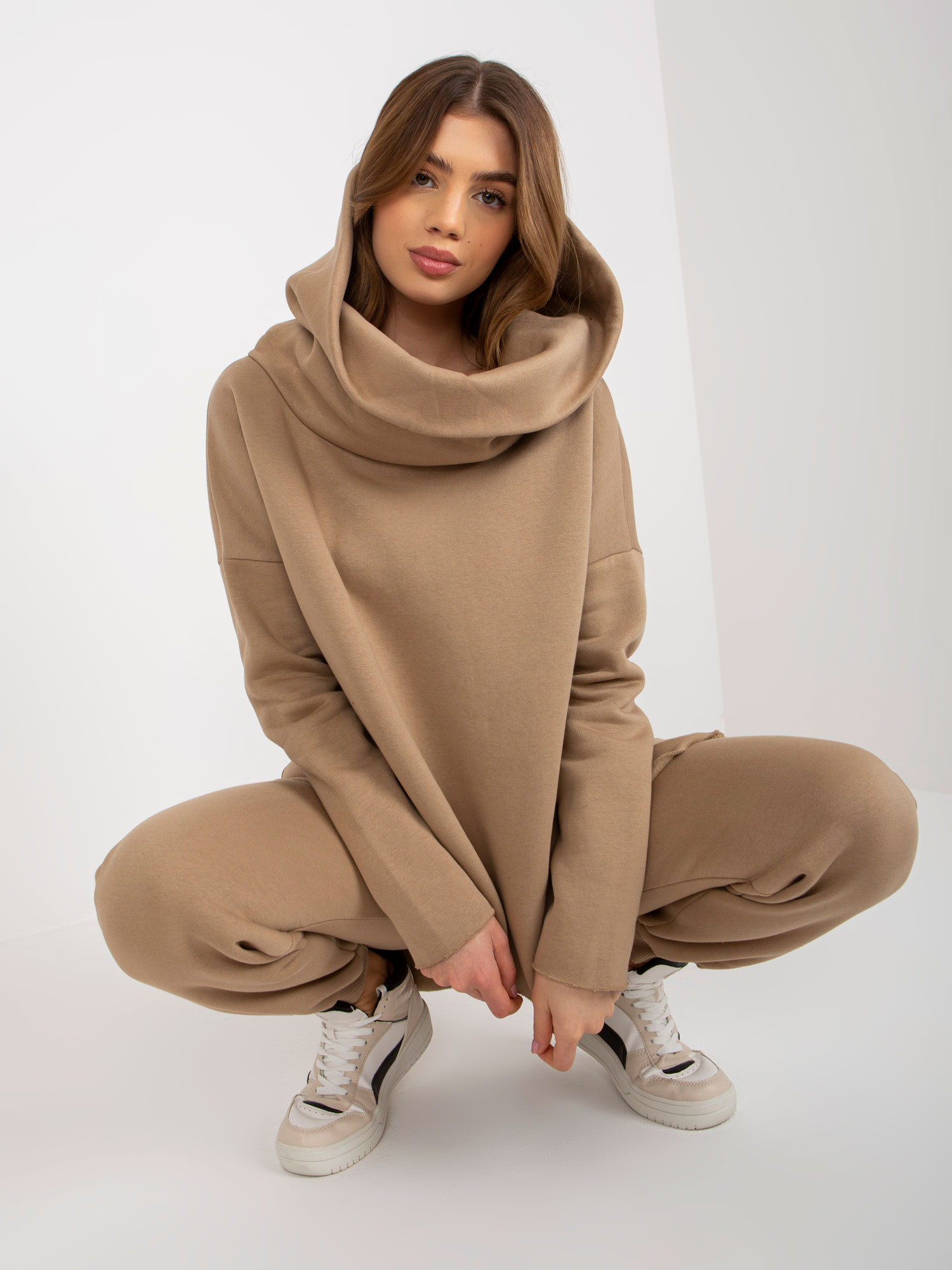 Set-EM-KMPL-632.13-dark beige