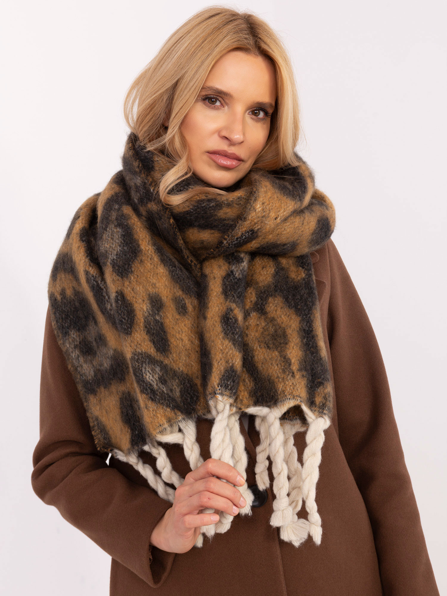 Scarf-AT-SZ-416.61P-camel