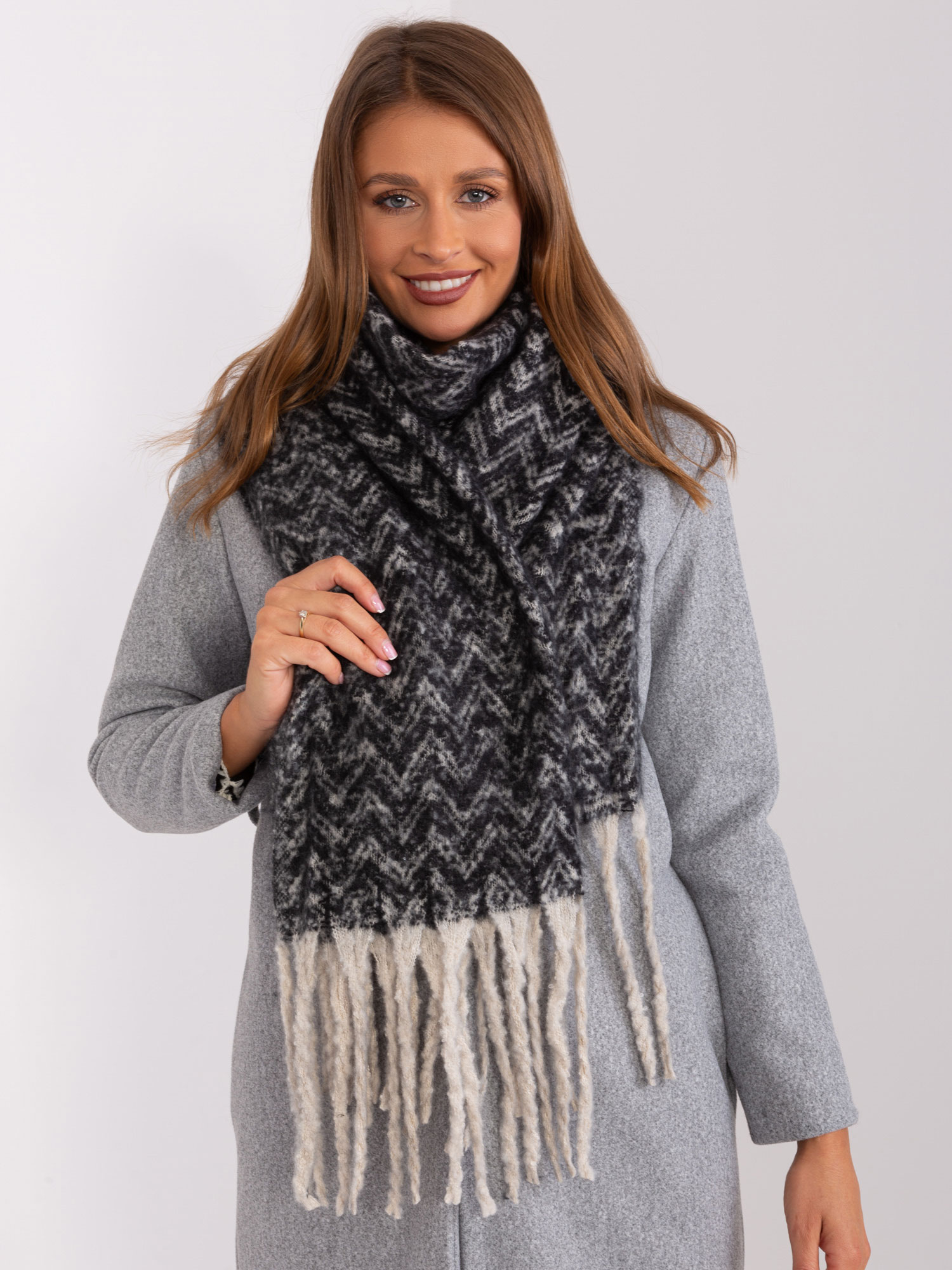 Scarf-AT-SZ-23125.75-black-beige