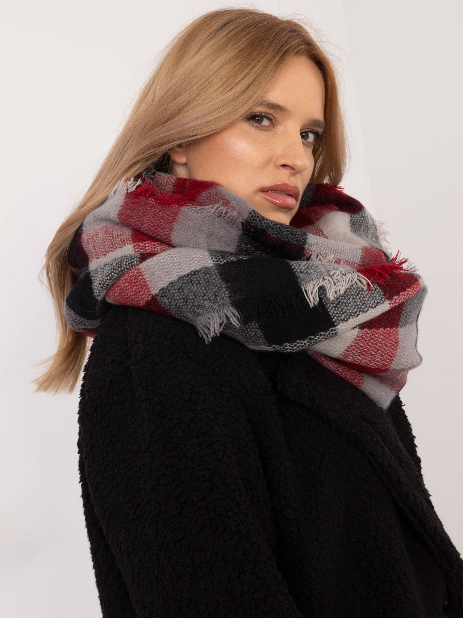 Snood-AT-KM-BF48502.96-black-red