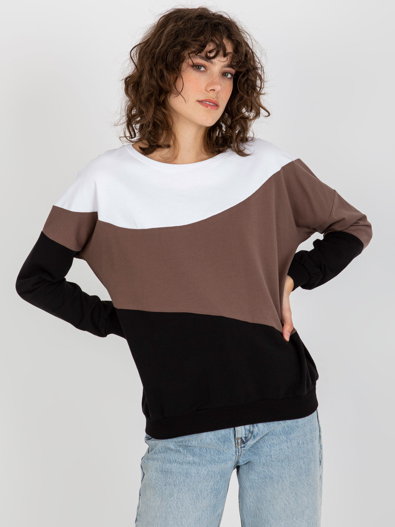 Sweatshirt-RV-BL-8430.61P-white-black