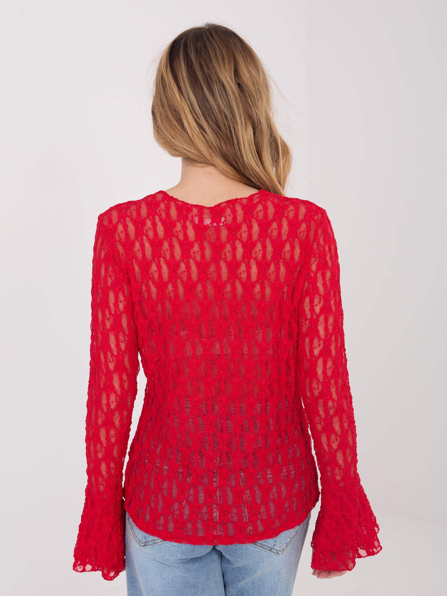 Červená krajková halenka