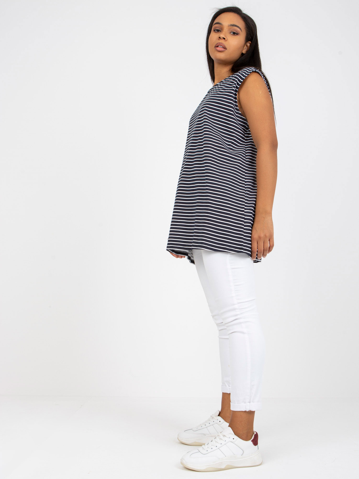 Top-RV-TP-7951.88-white-navy blue