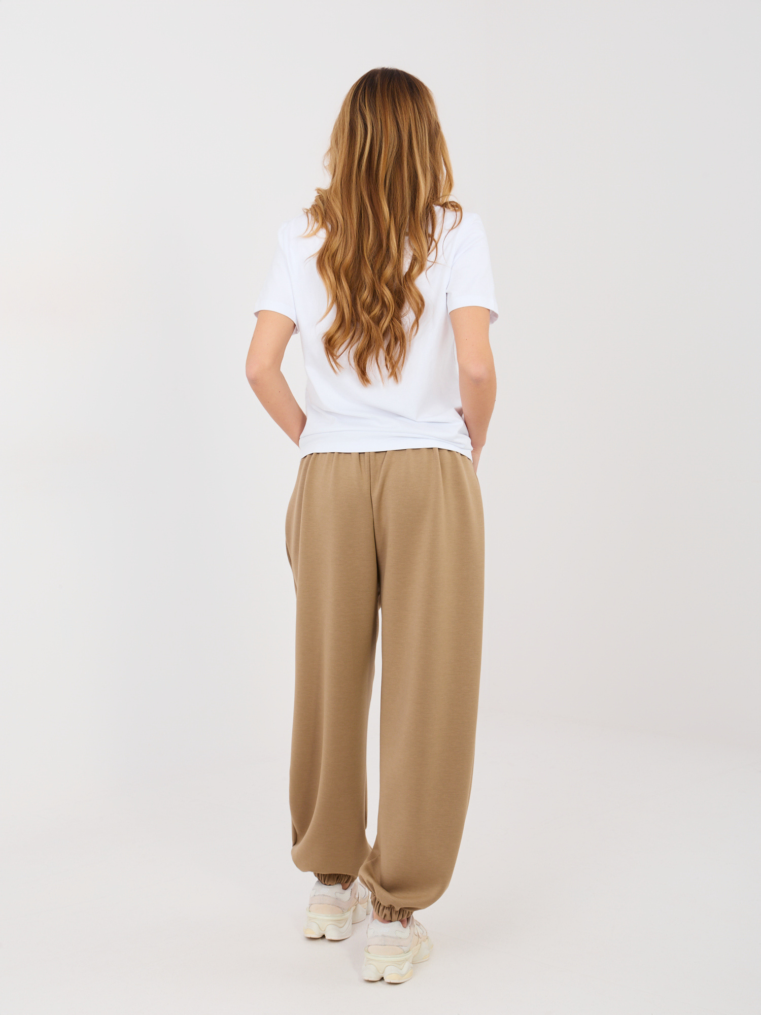 Dámské kalhoty v béžové barvě