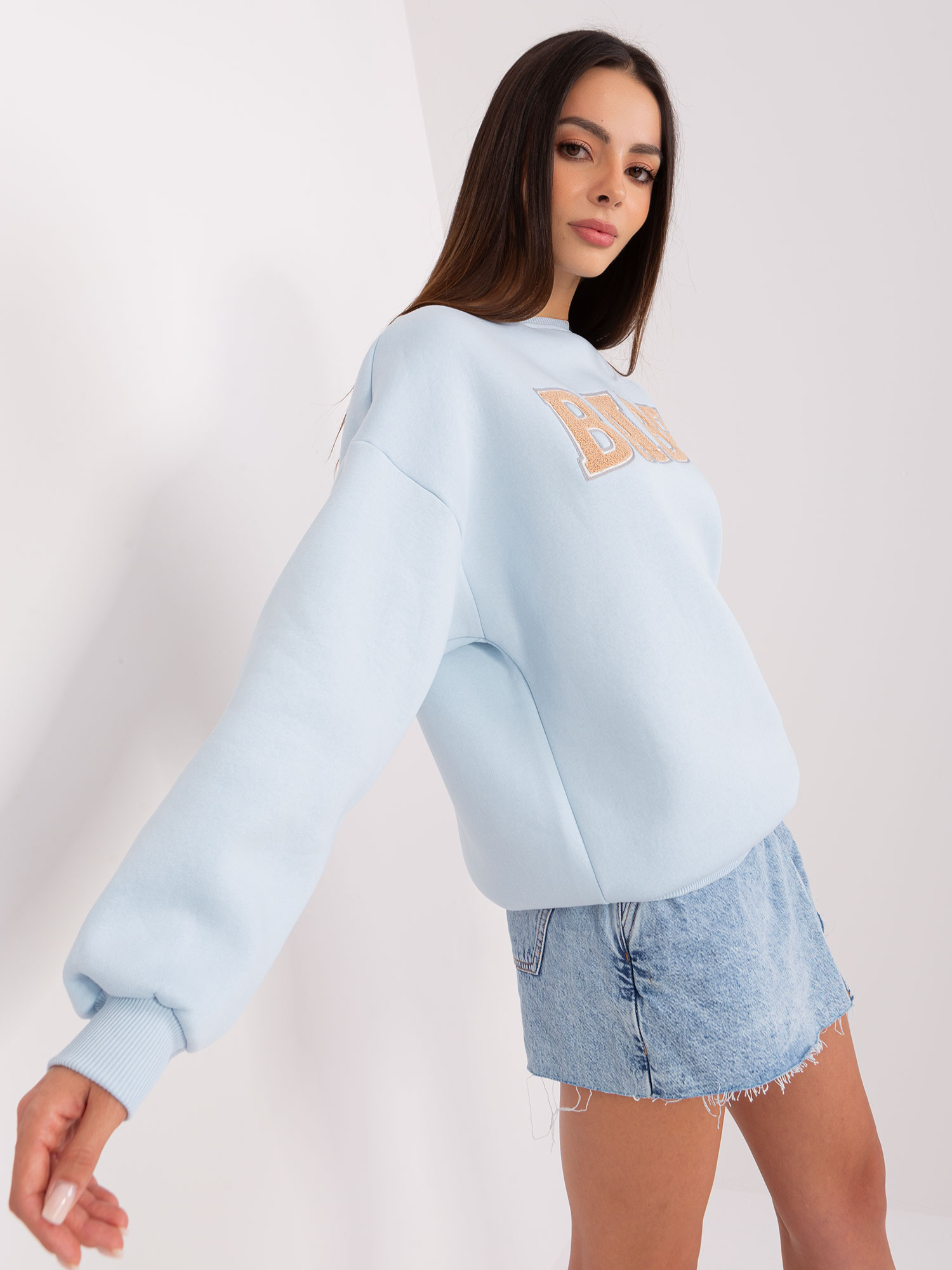 Sweatshirt-EM-BL-617-11.32-light blue
