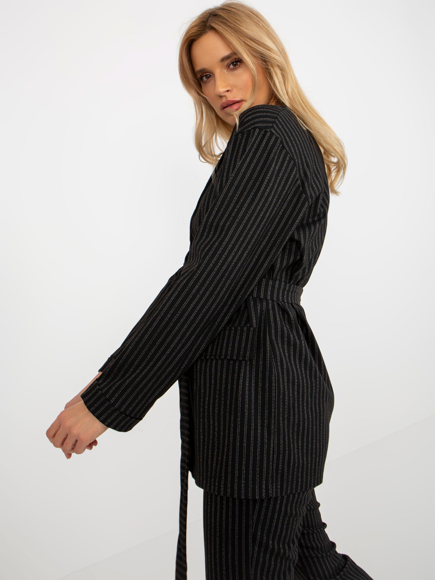 Blazer-LK-MA-507690.38X-black