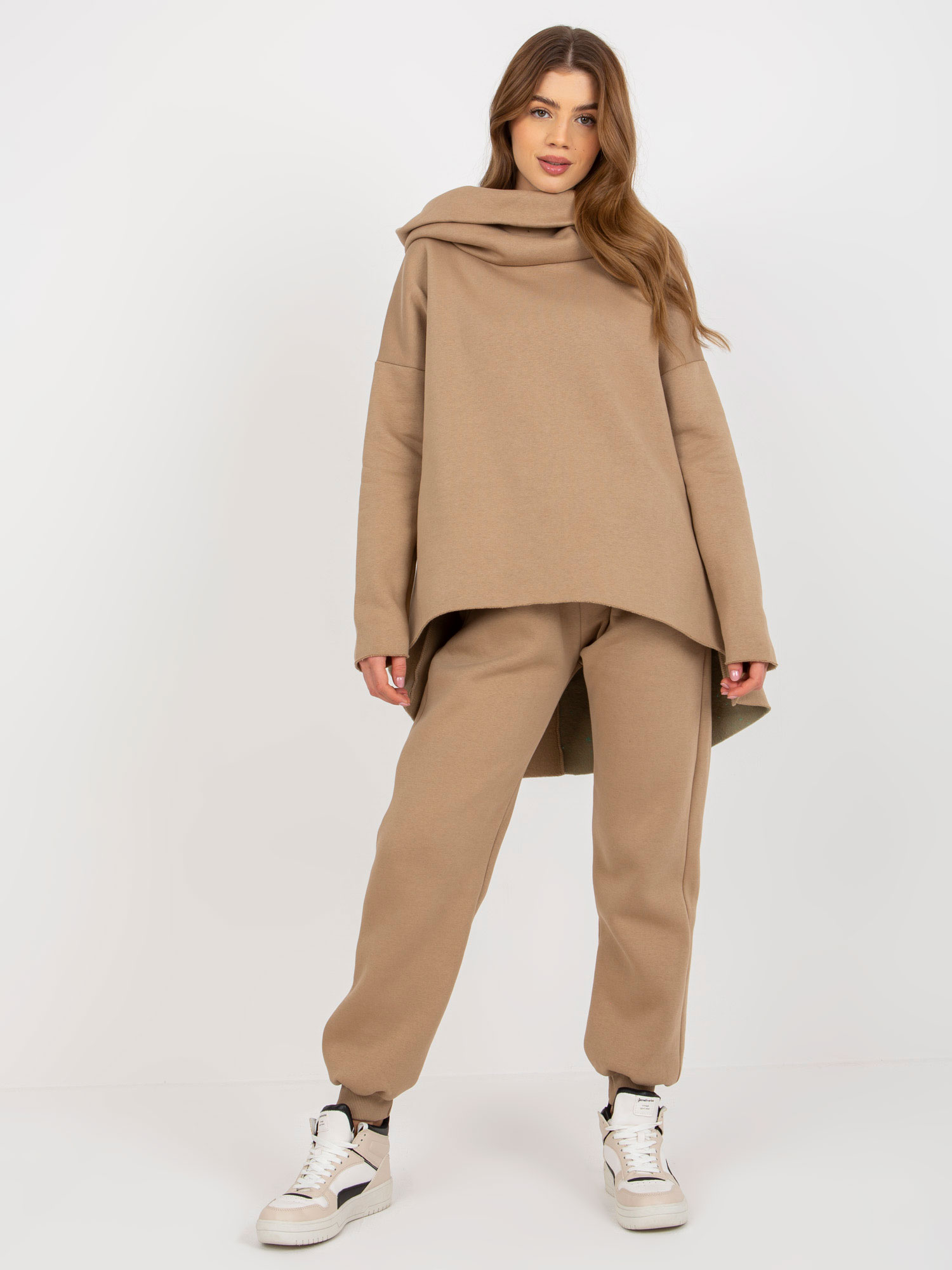 Set-EM-KMPL-632.13-dark beige