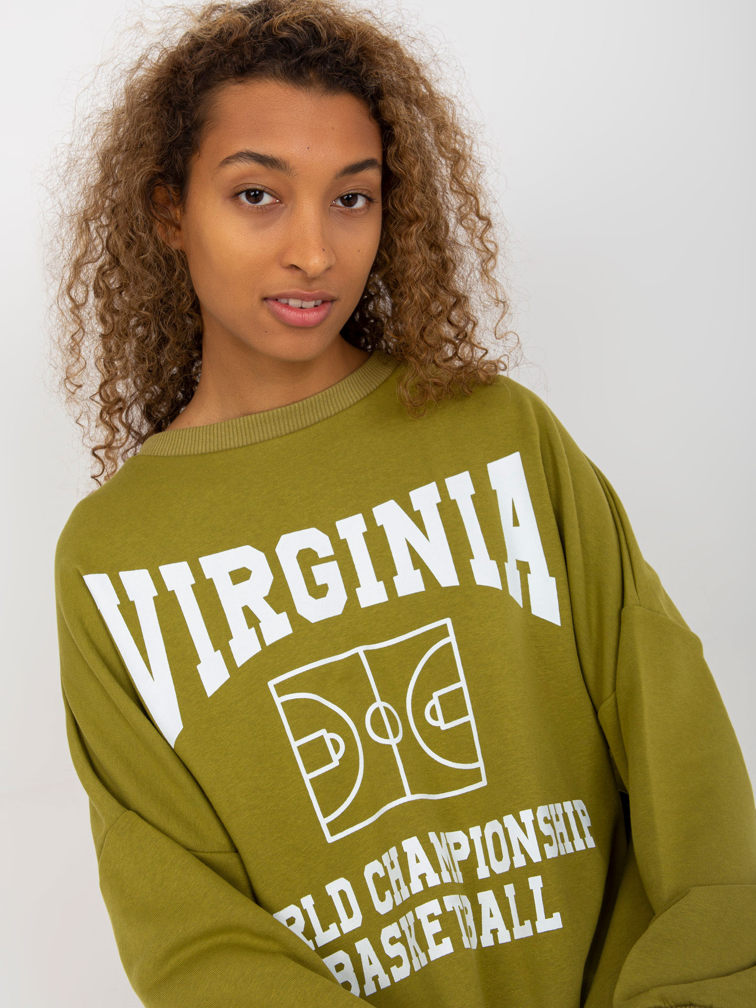 Sweatshirt-FA-BL-8137.76P-olive