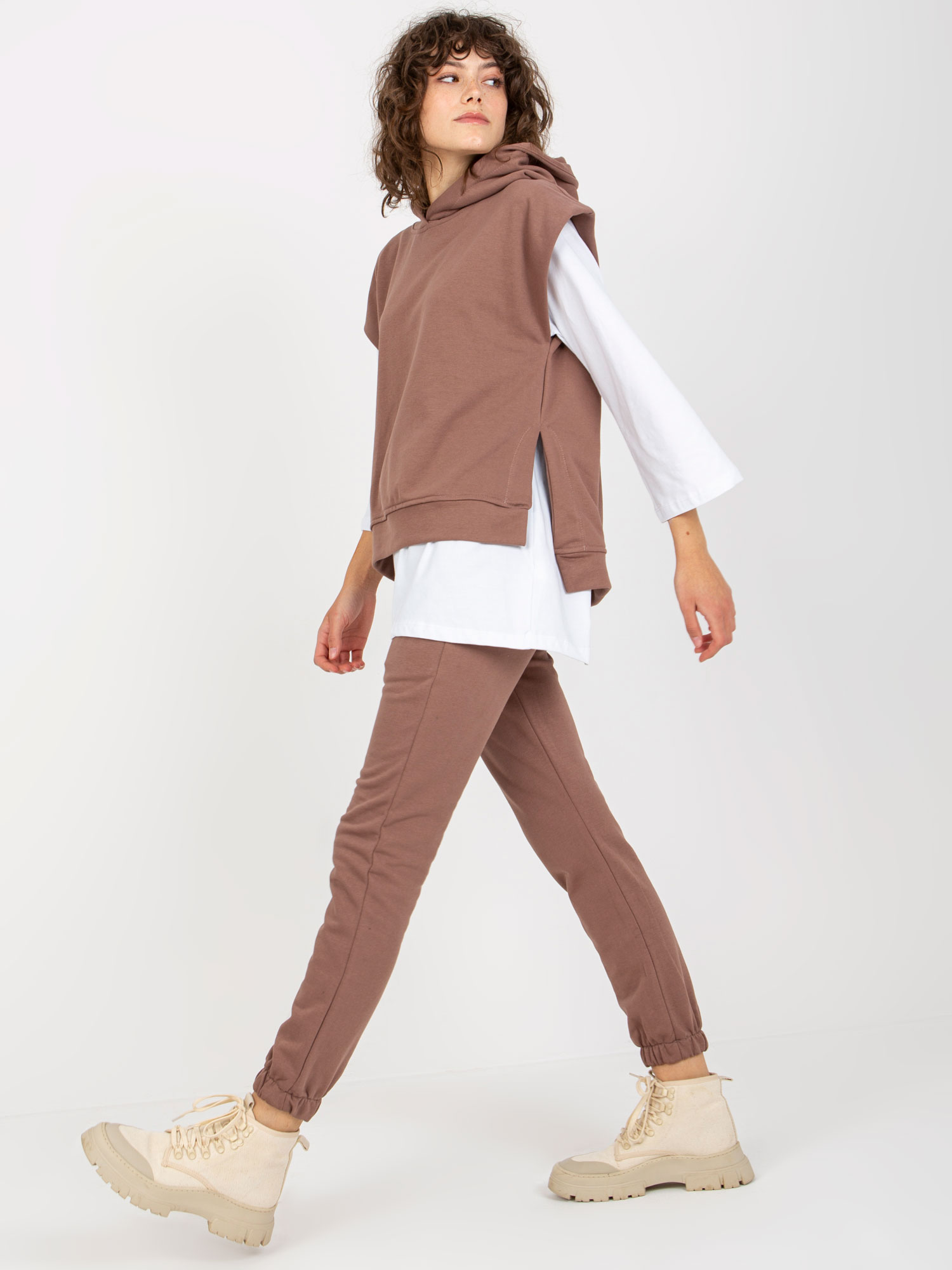 Set-EM-KMPL-764.64-brown