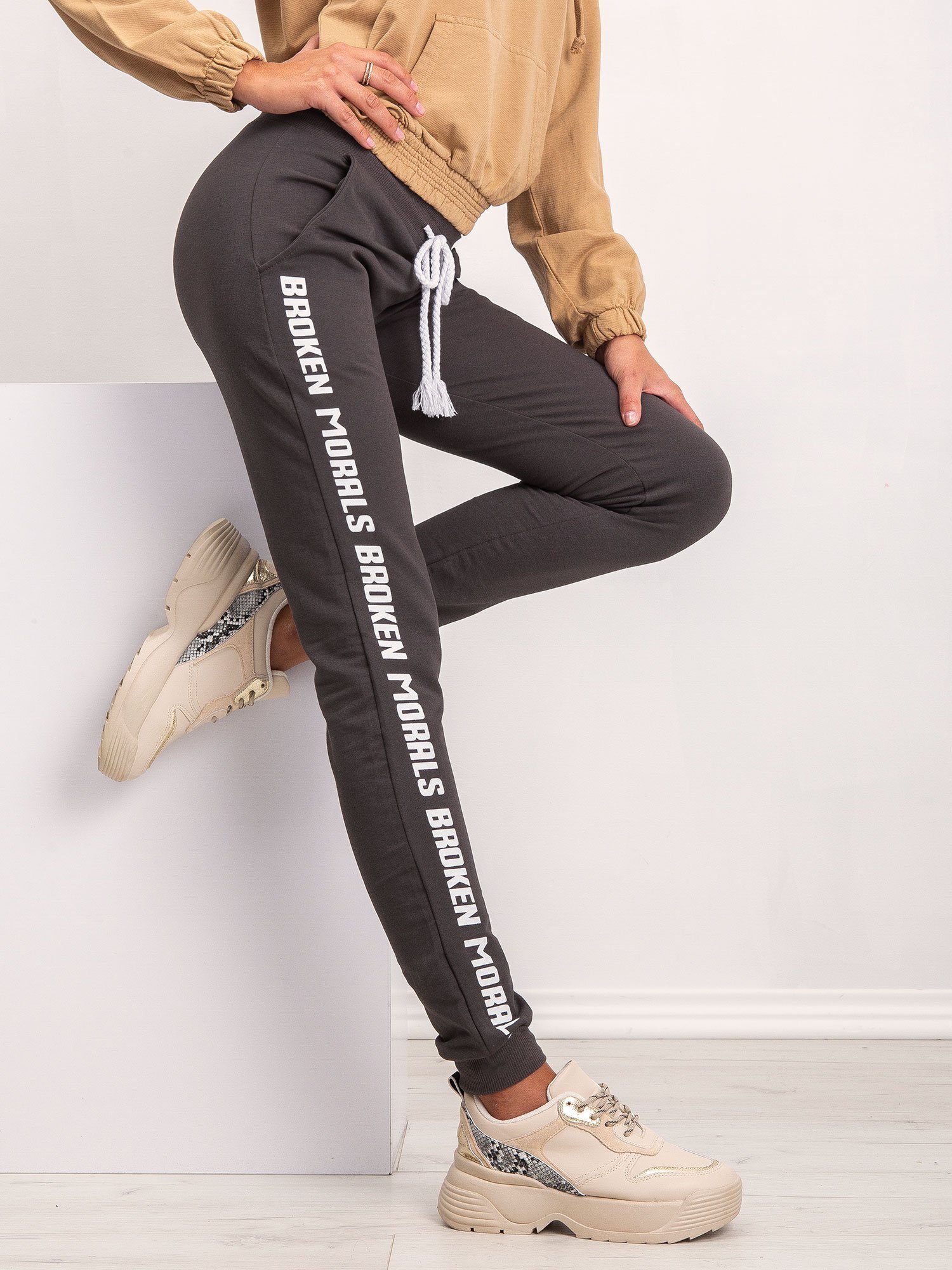 Sweatpants-RV-DR-5134.69-dark khaki