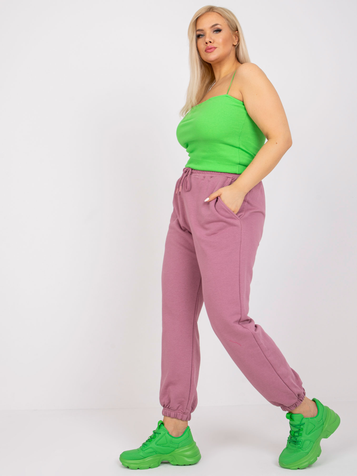 Sweatpants-RV-DR-6331.86-dark pink