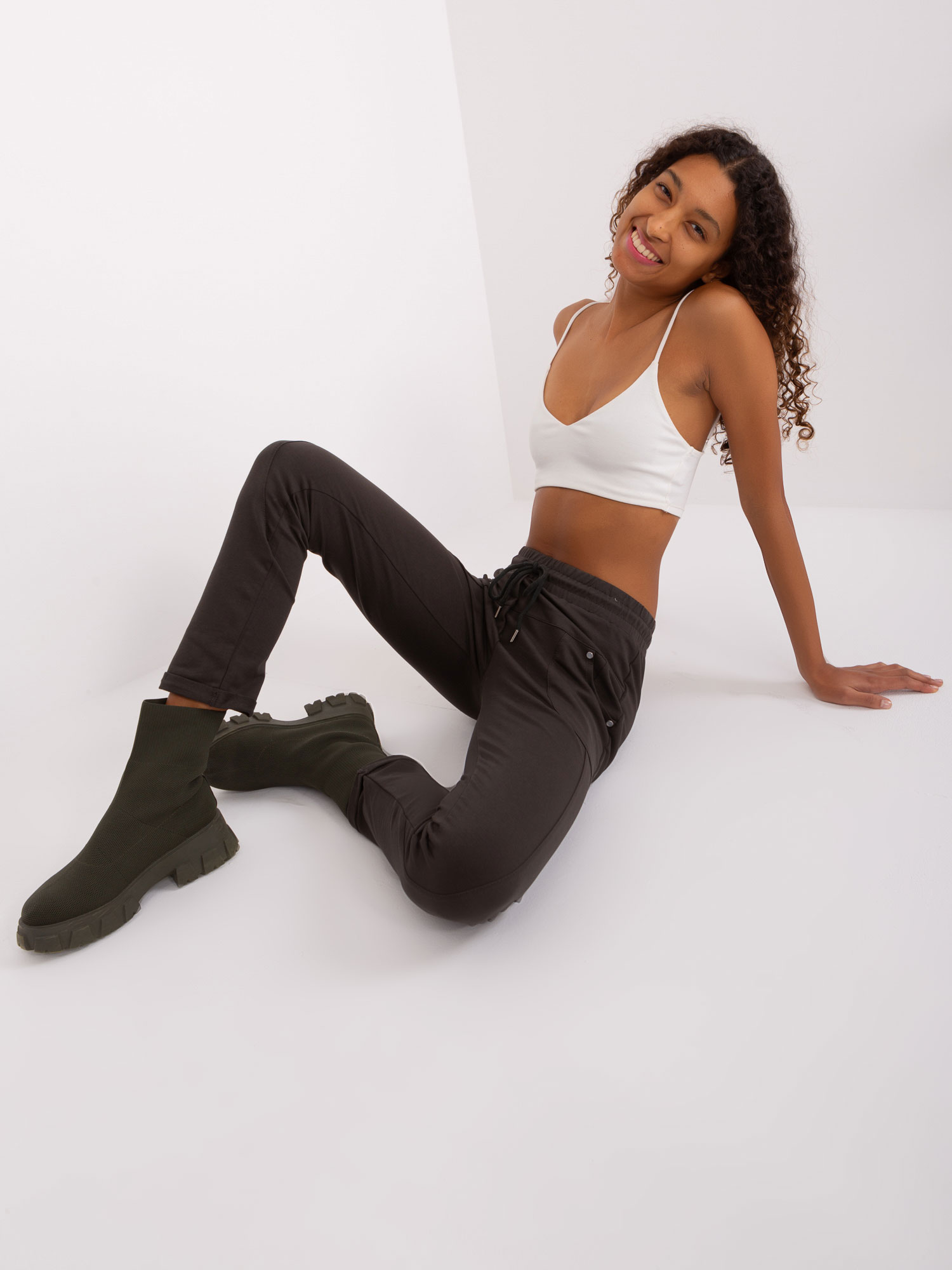 Sweatpants-RV-DR-8696.20-khaki