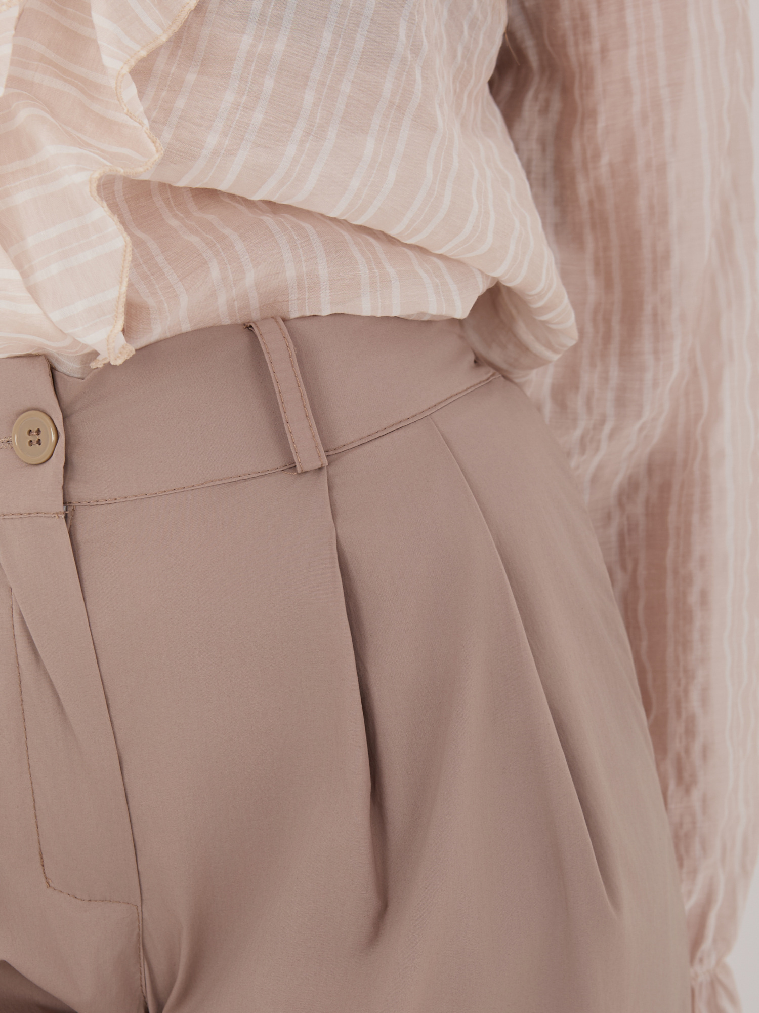 Дамски панталон с широки крачоли, тъмнобежов