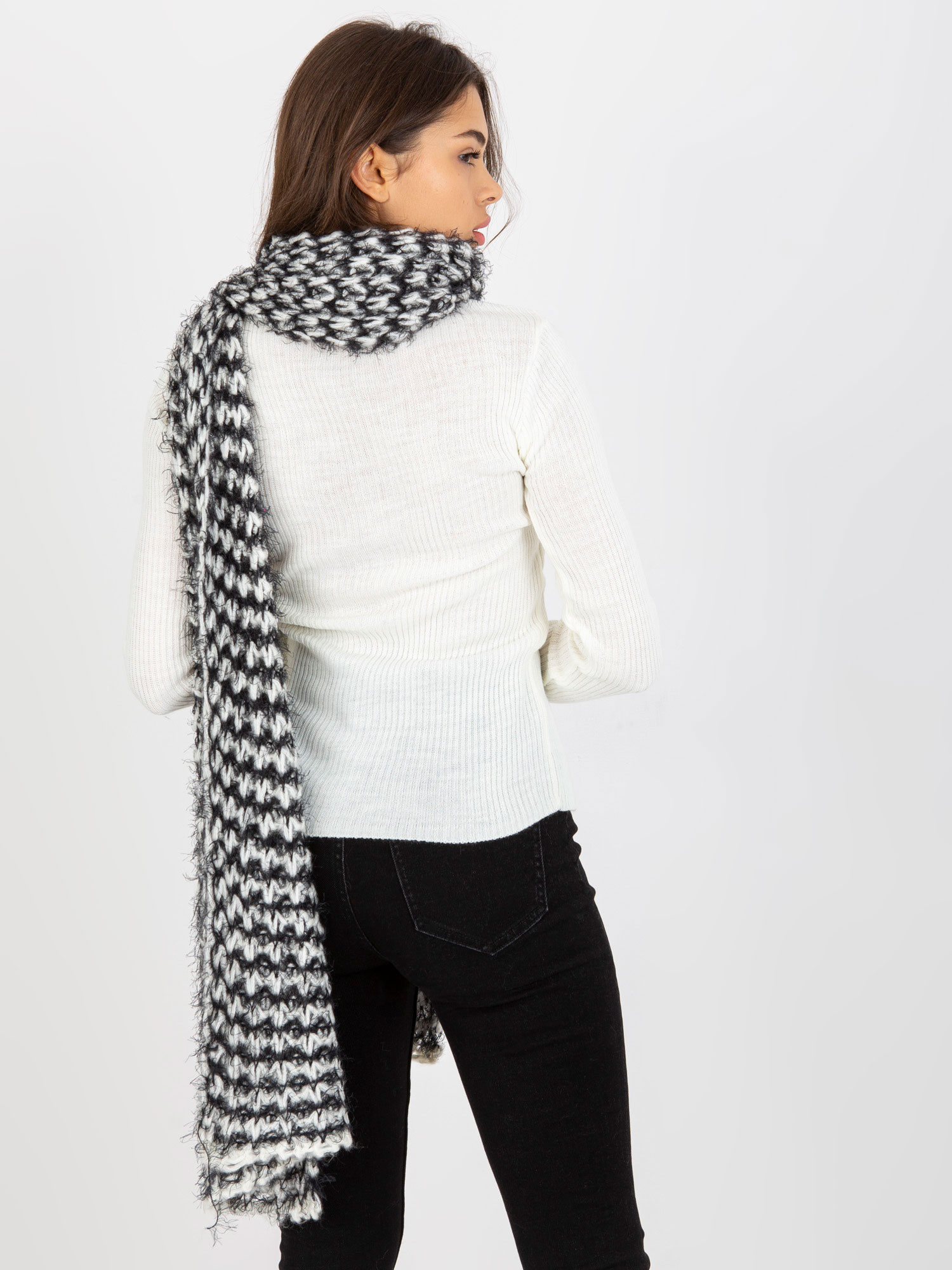 Scarf-AT-SZ-3710.88-white-black