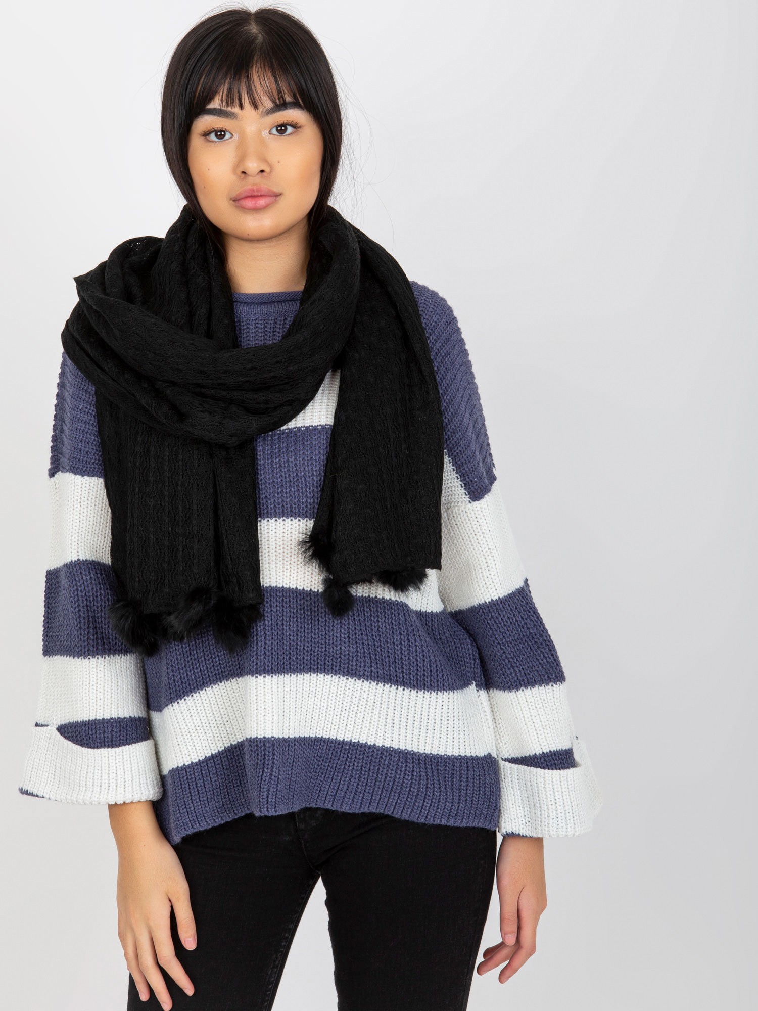 Scarf-AT-SZ-E-318.57P-black