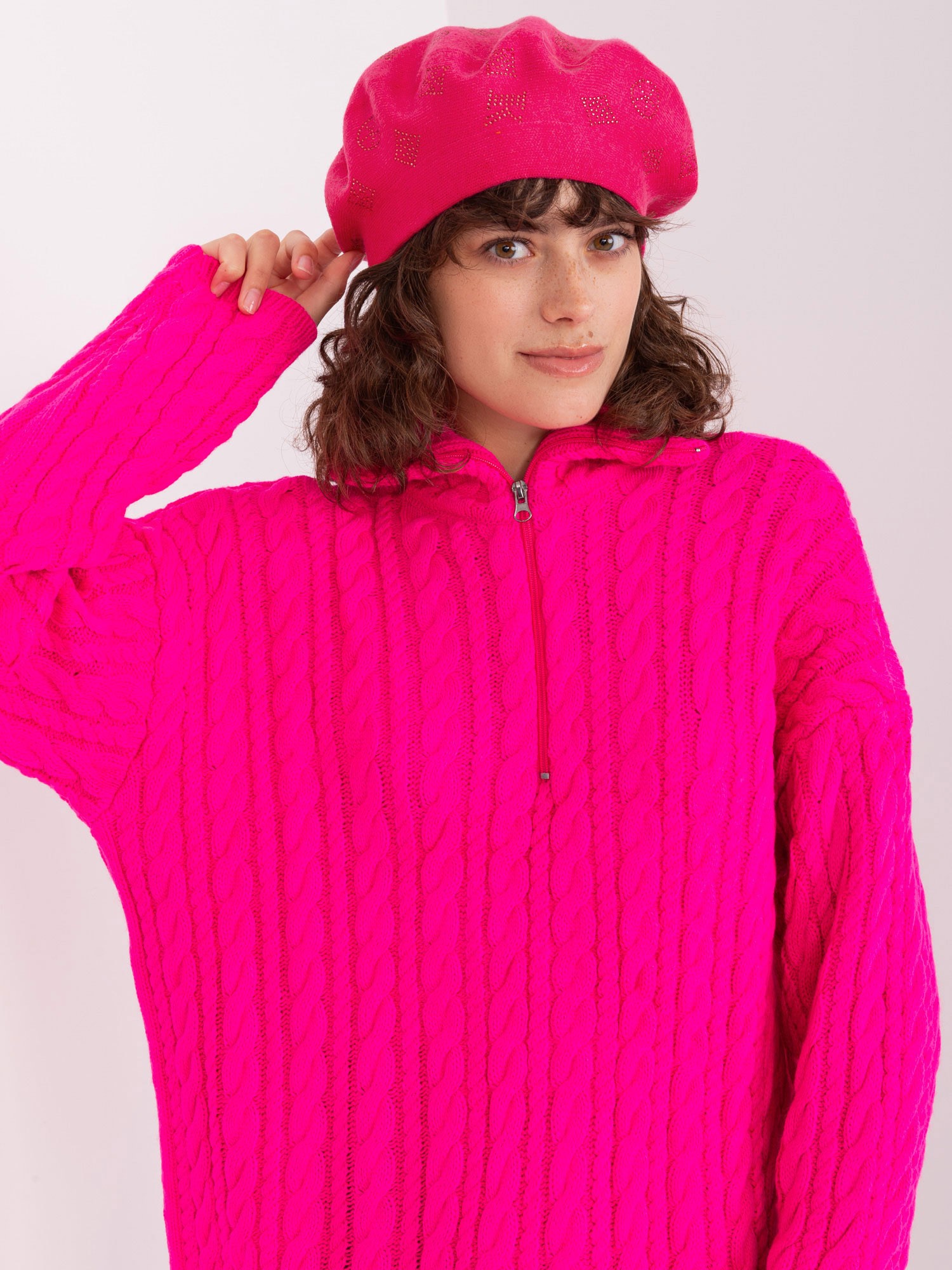 Cap-AT-CZ-2318.27-fuchsia
