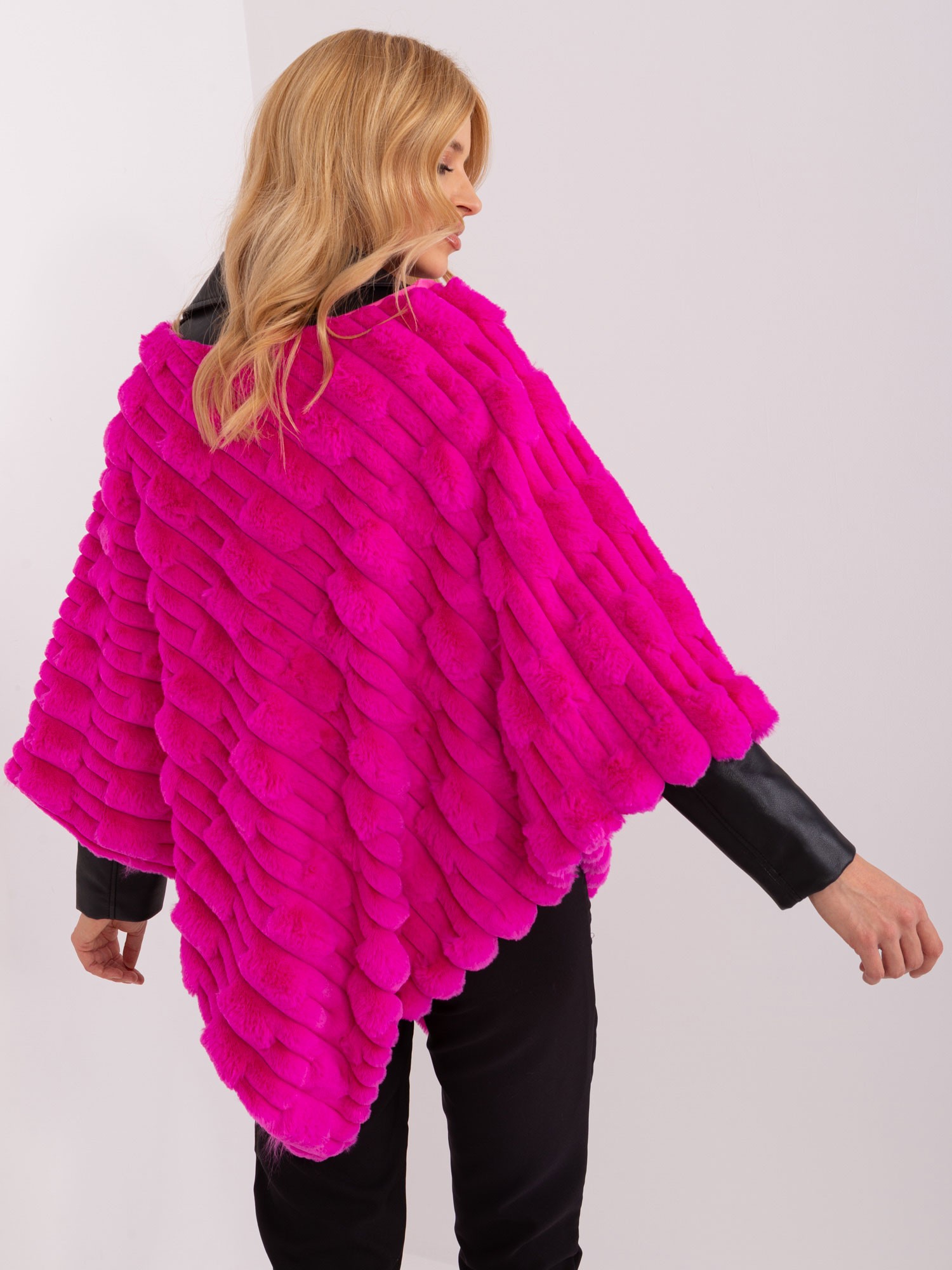 Poncho-AT-PN-2347.16-fuchsia