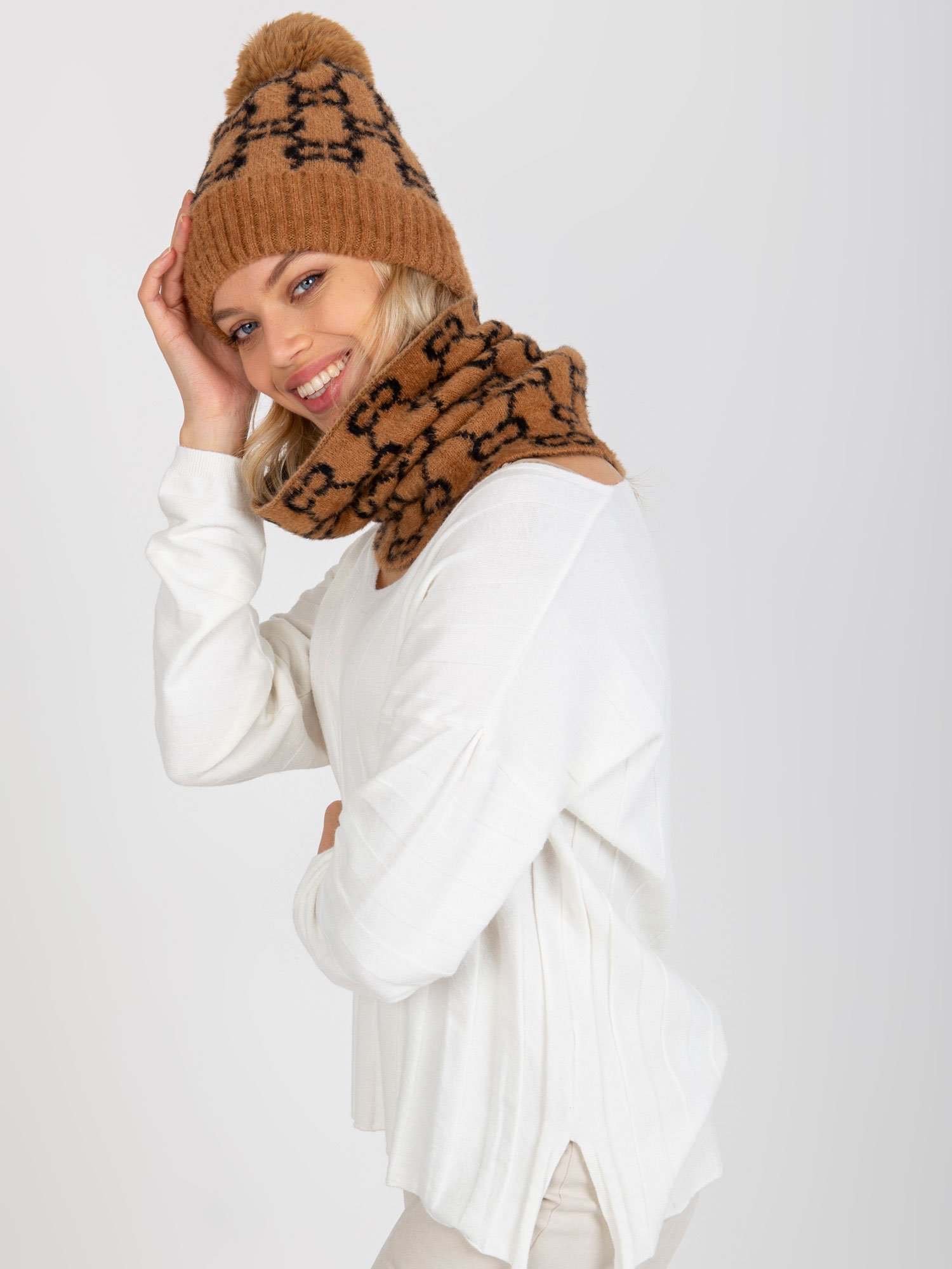 Cap-AT-CZ-CM-319.41P-camel