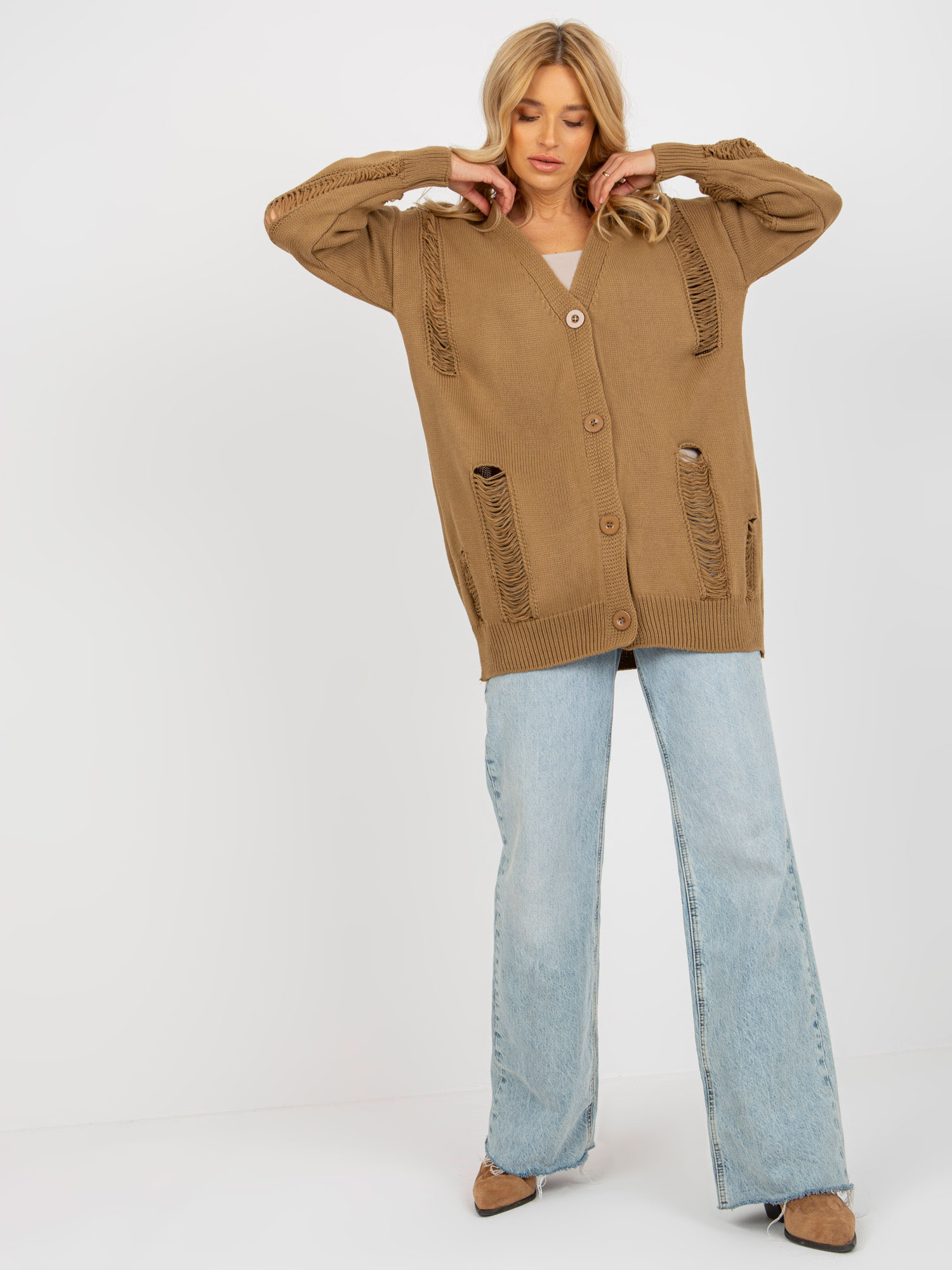 Cardigan-LC-SW-8042.60-camel