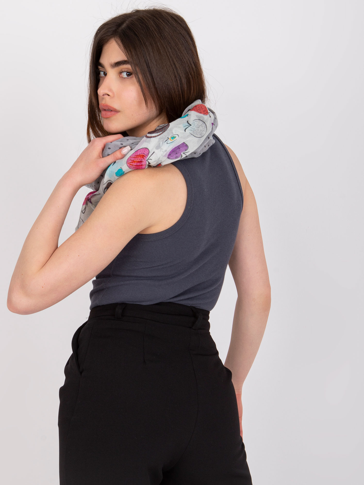 Banna-AT-CH-1801-grey