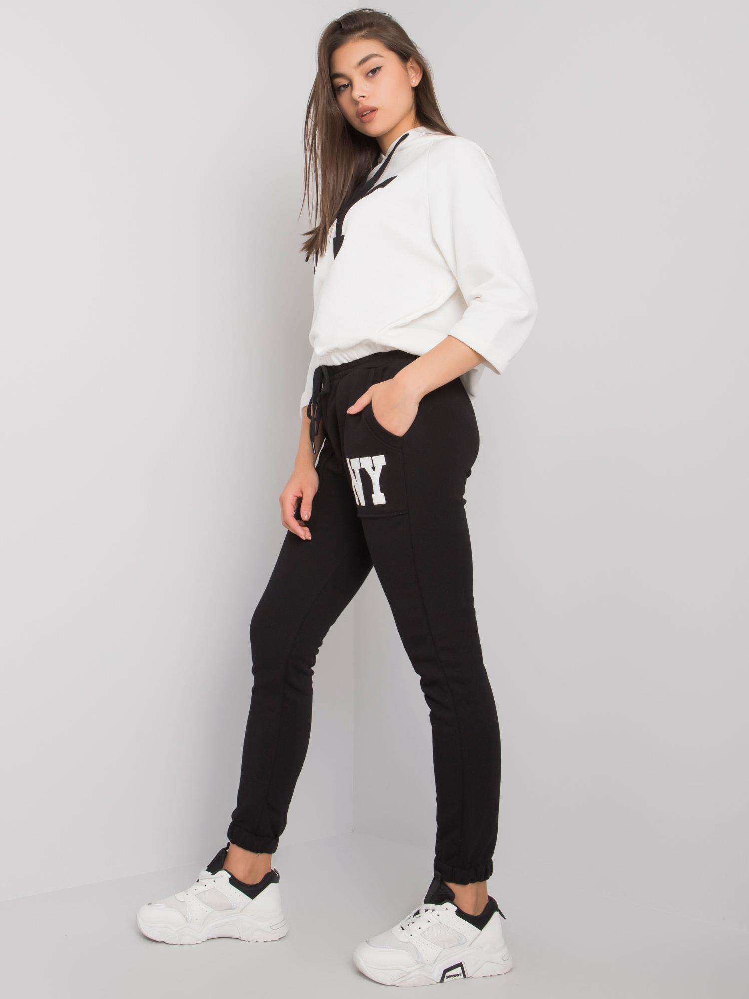 Set-RV-KMPL-6918.04-white-black