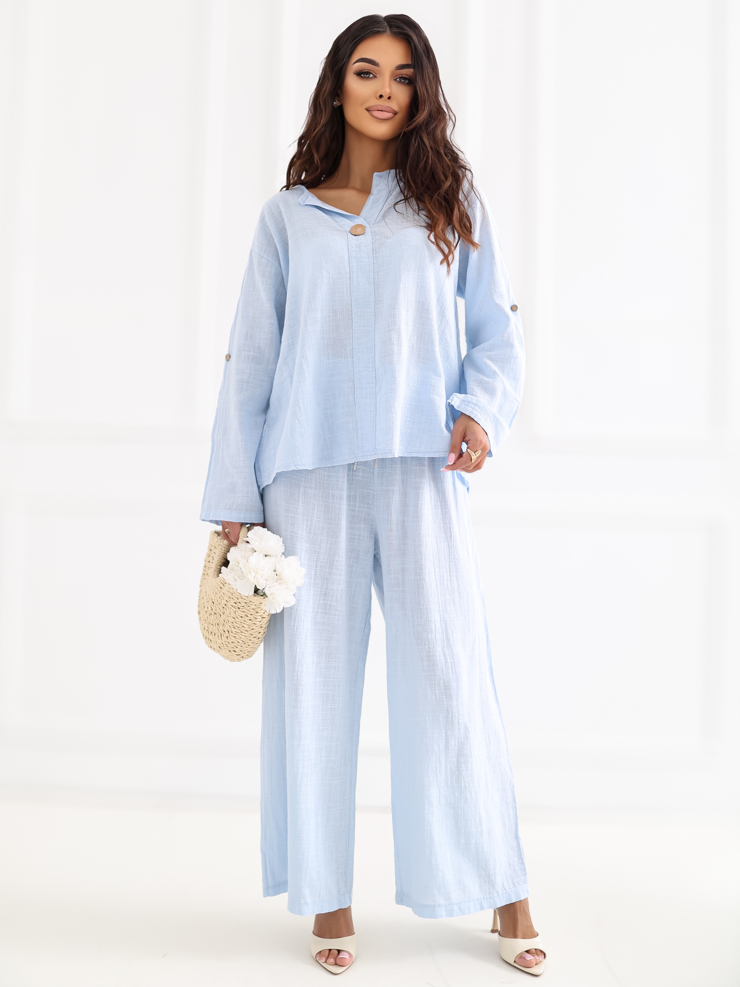 Светлосини широки панталони за лятото