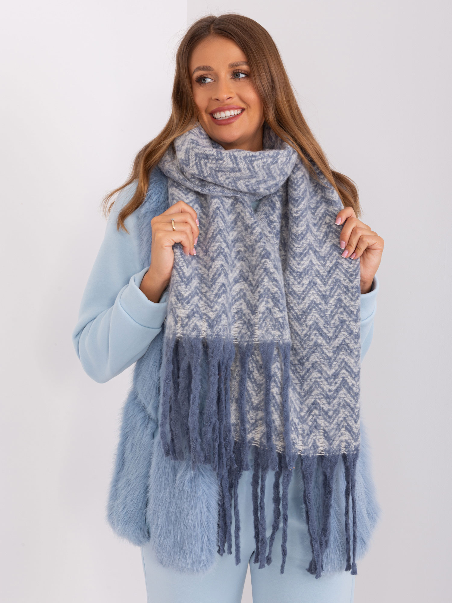 Scarf-AT-SZ-23125.75-white-blue