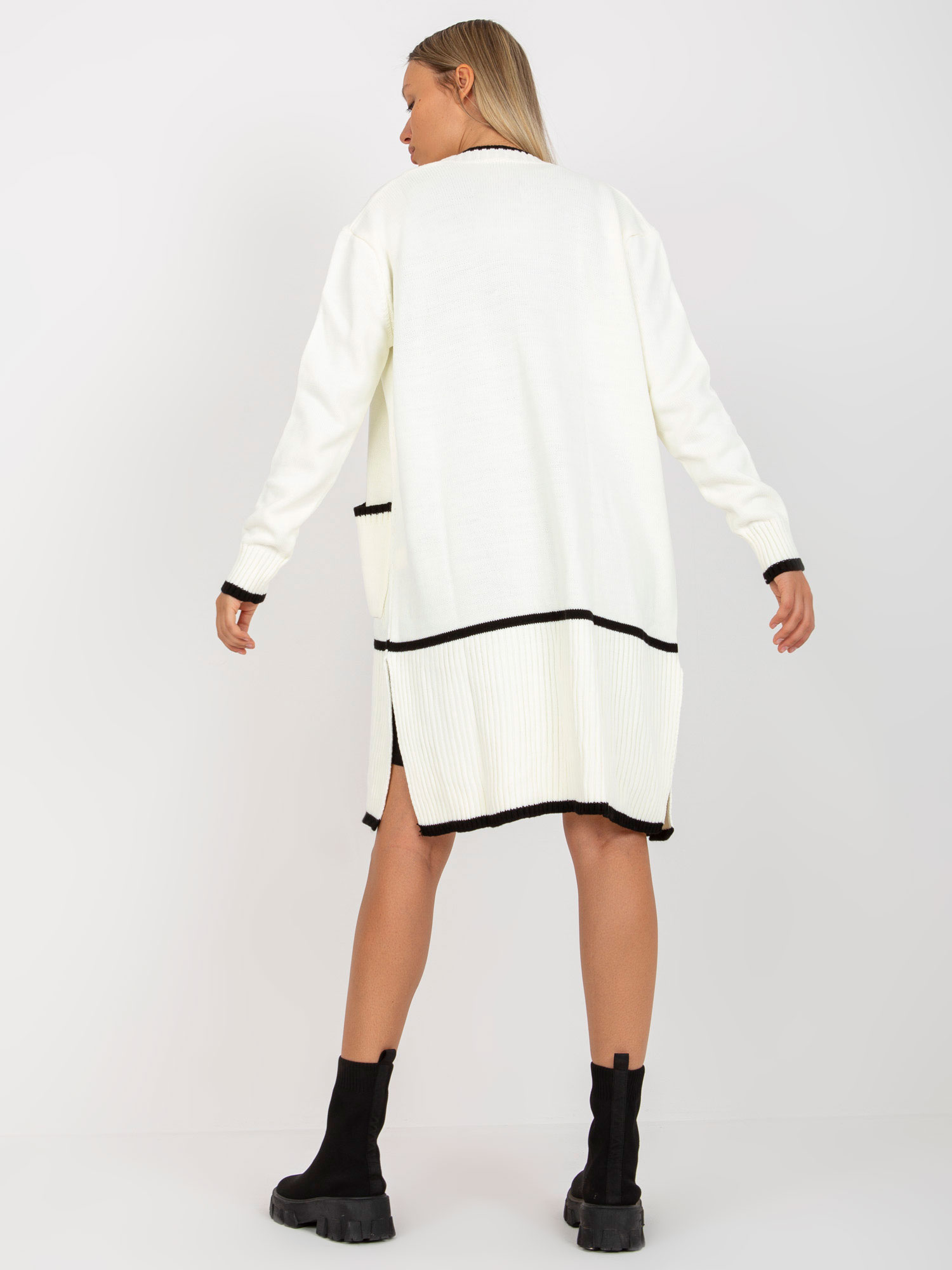 Sweater-LC-SW-0340.42P-White-Black