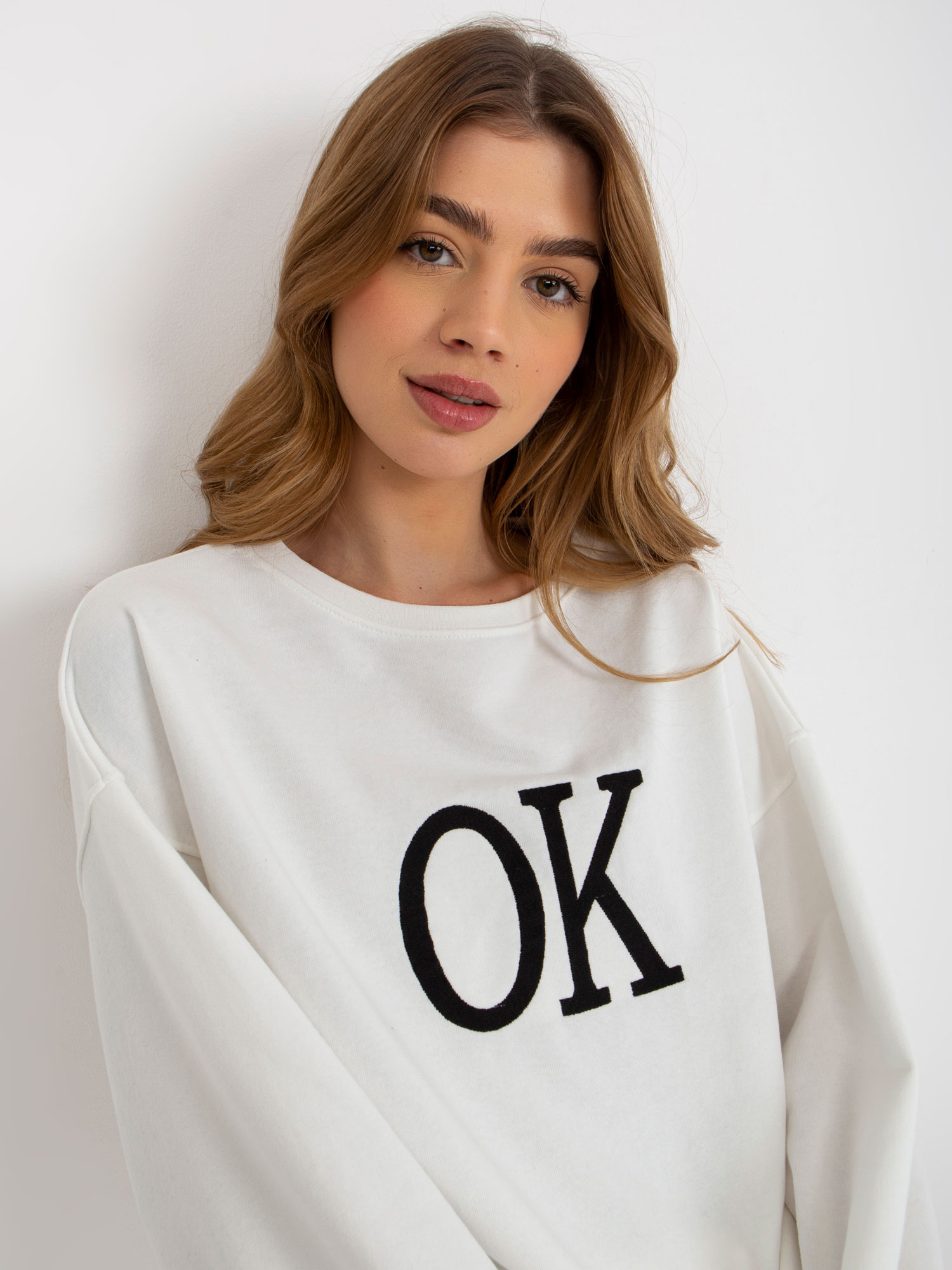Sweatshirt-EM-BL-ES-21-536.94-white