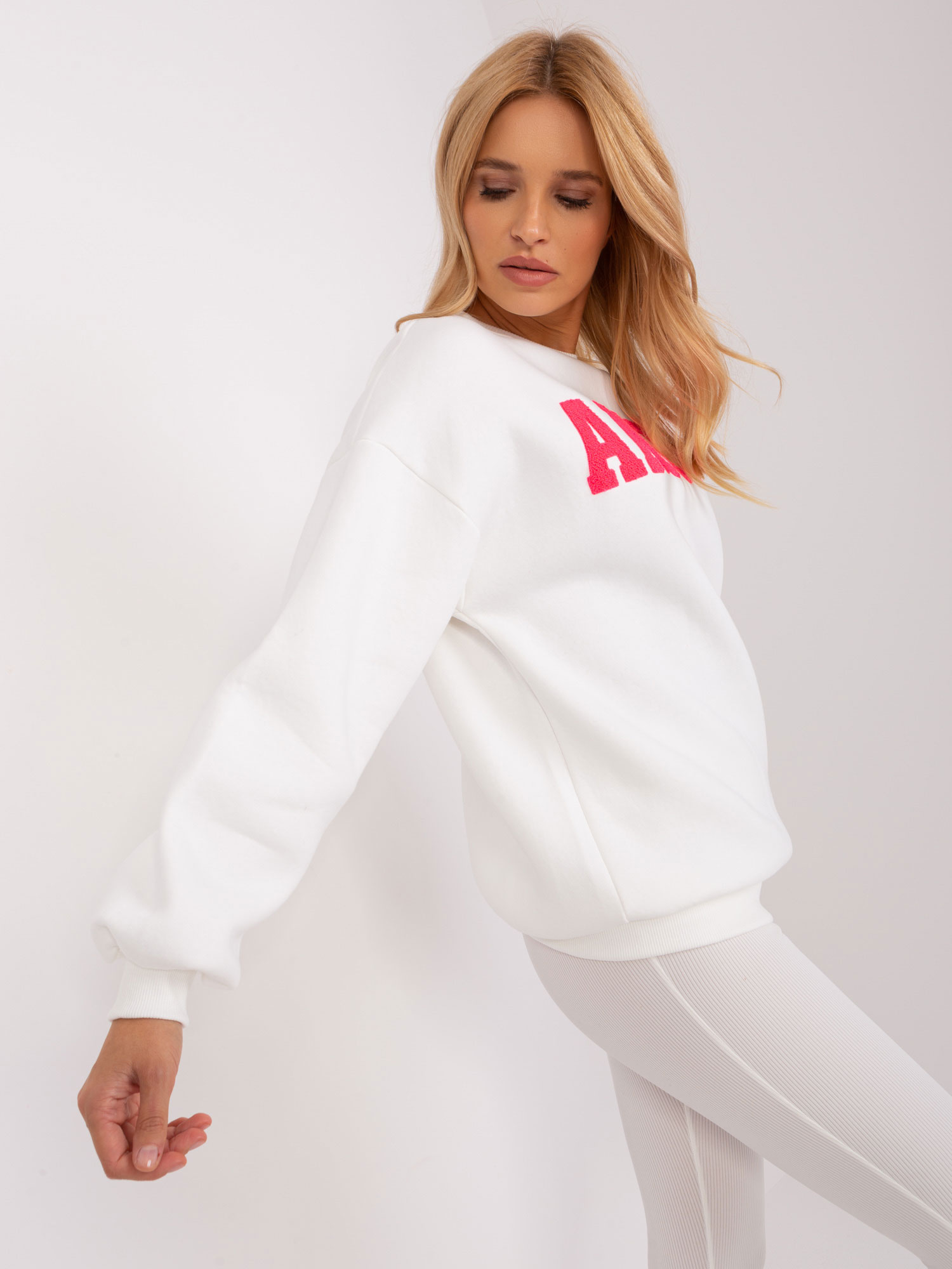 Sweatshirt-EM-BL-617-10.71-ecru