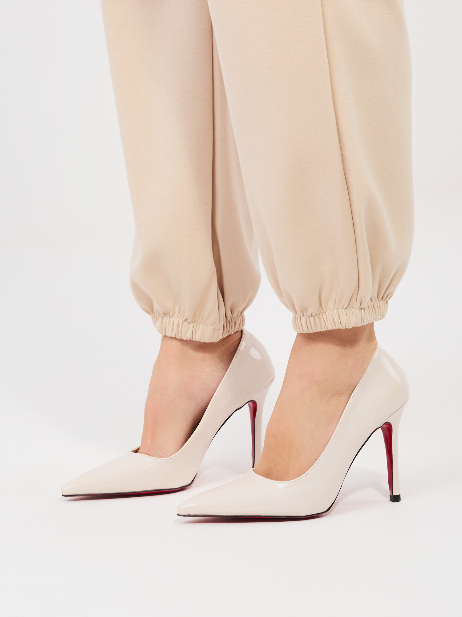 Béžové kalhoty s elastickým pasem