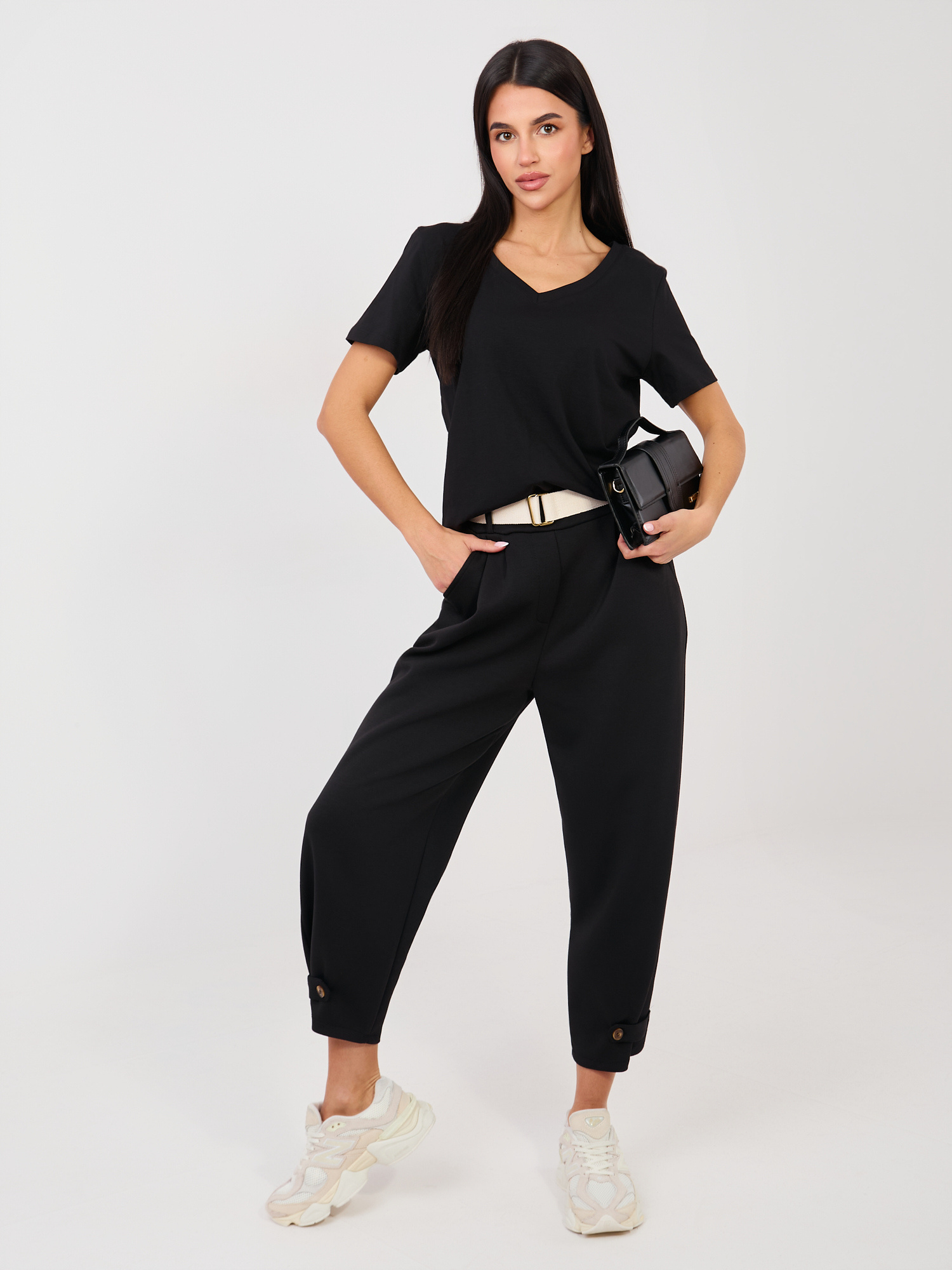 Černé triko s krátkým rukávem