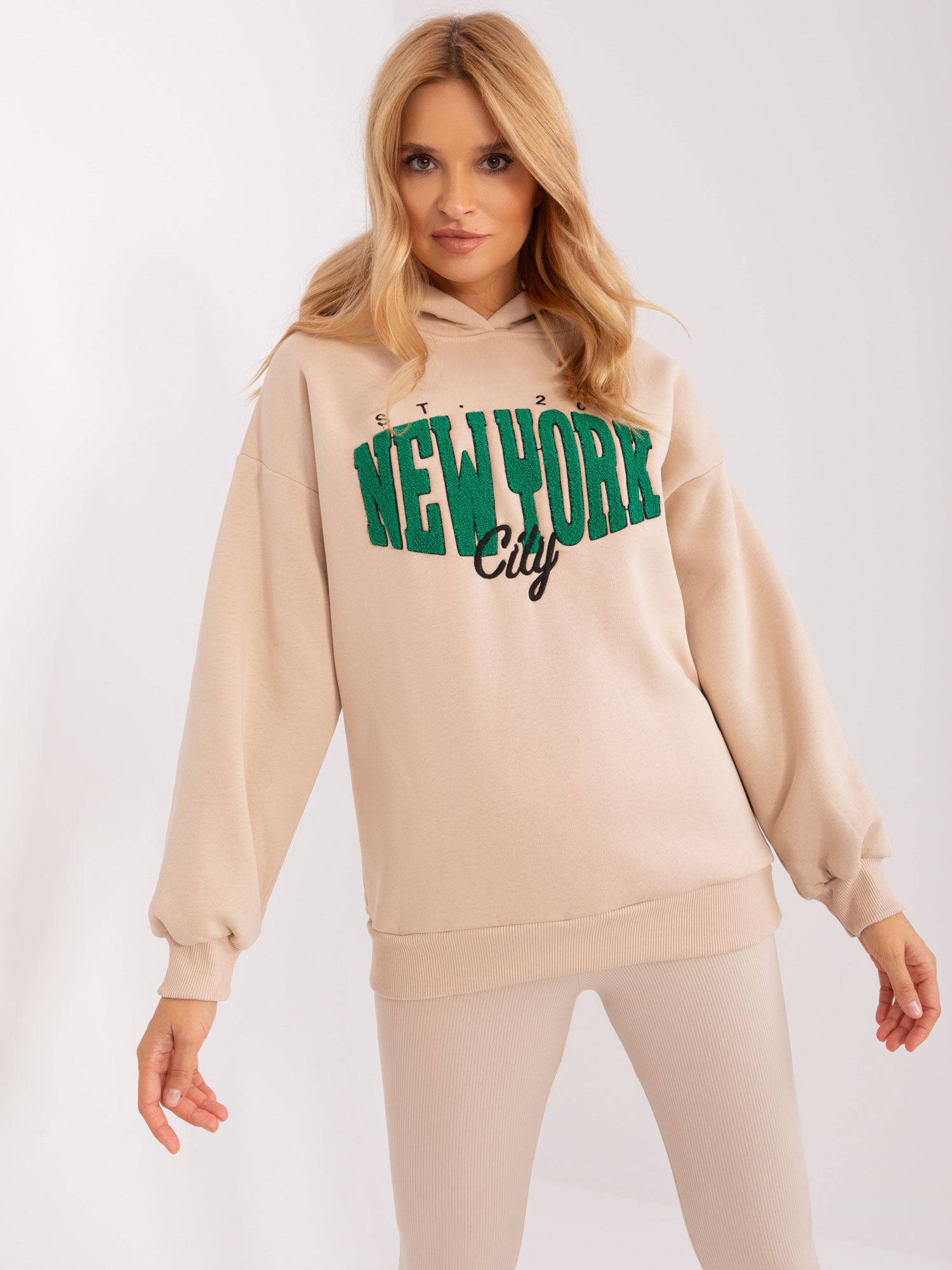 Sweatshirt-EM-BL-656-4.96P-beige