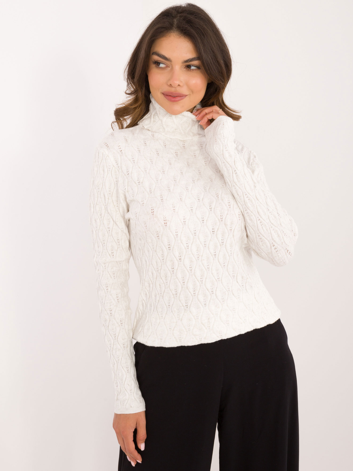 Sweater-AT-SW-2334-2.61-ecru