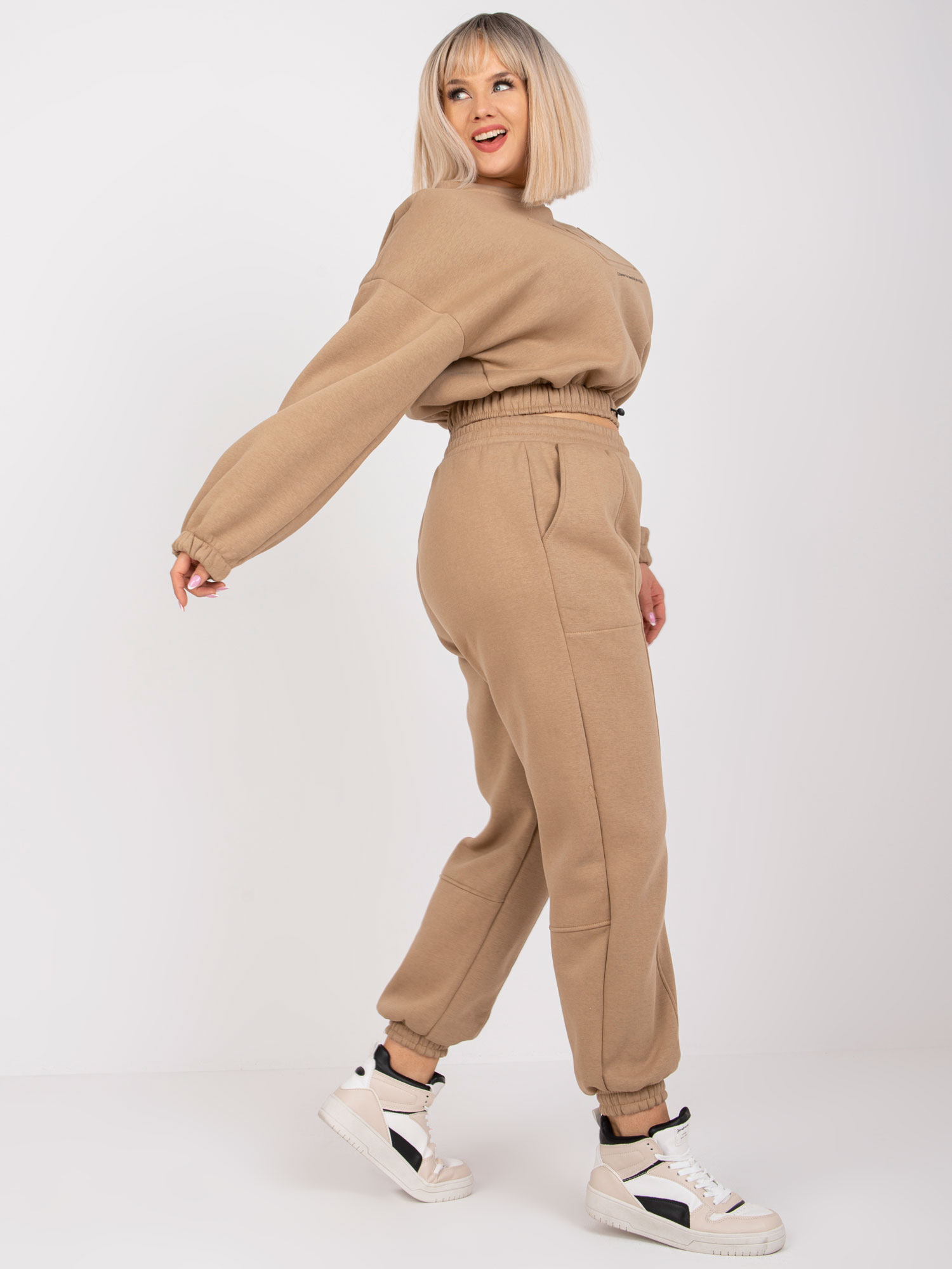 Set-EM-KMPL-529.90-dark beige