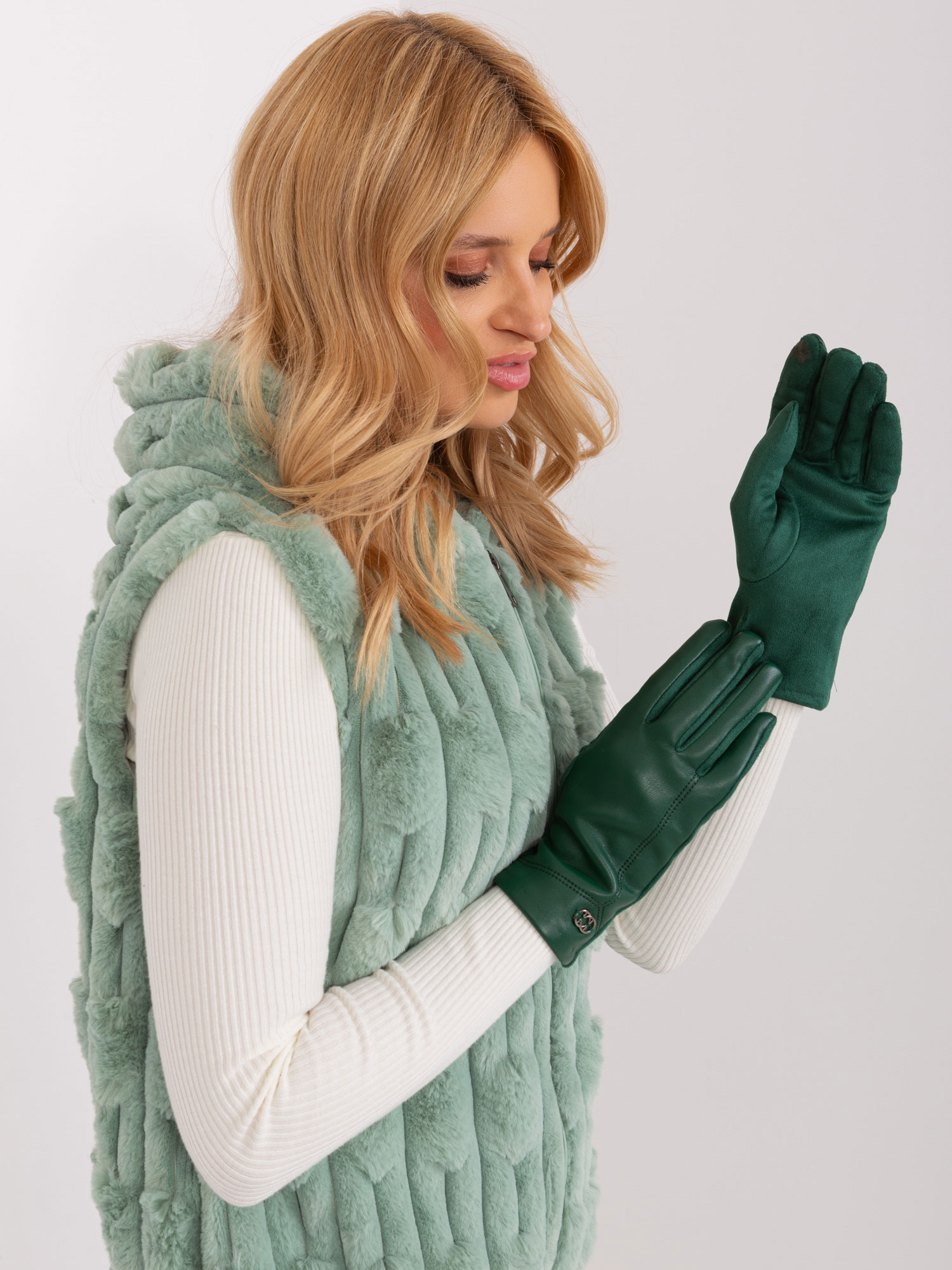 Gloves-AT-RK-239801.11-dark green
