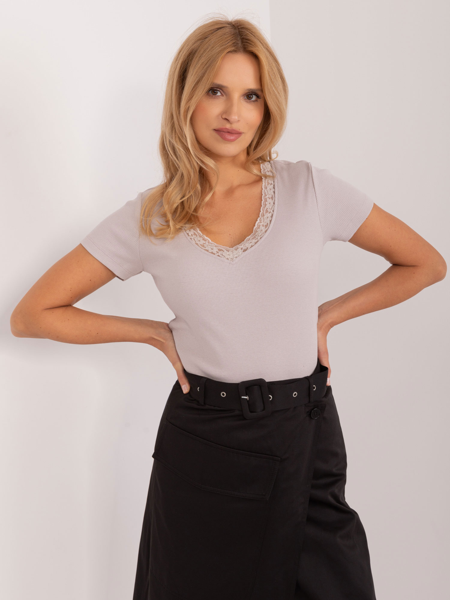 Blouse-D16113Z02448B-beige