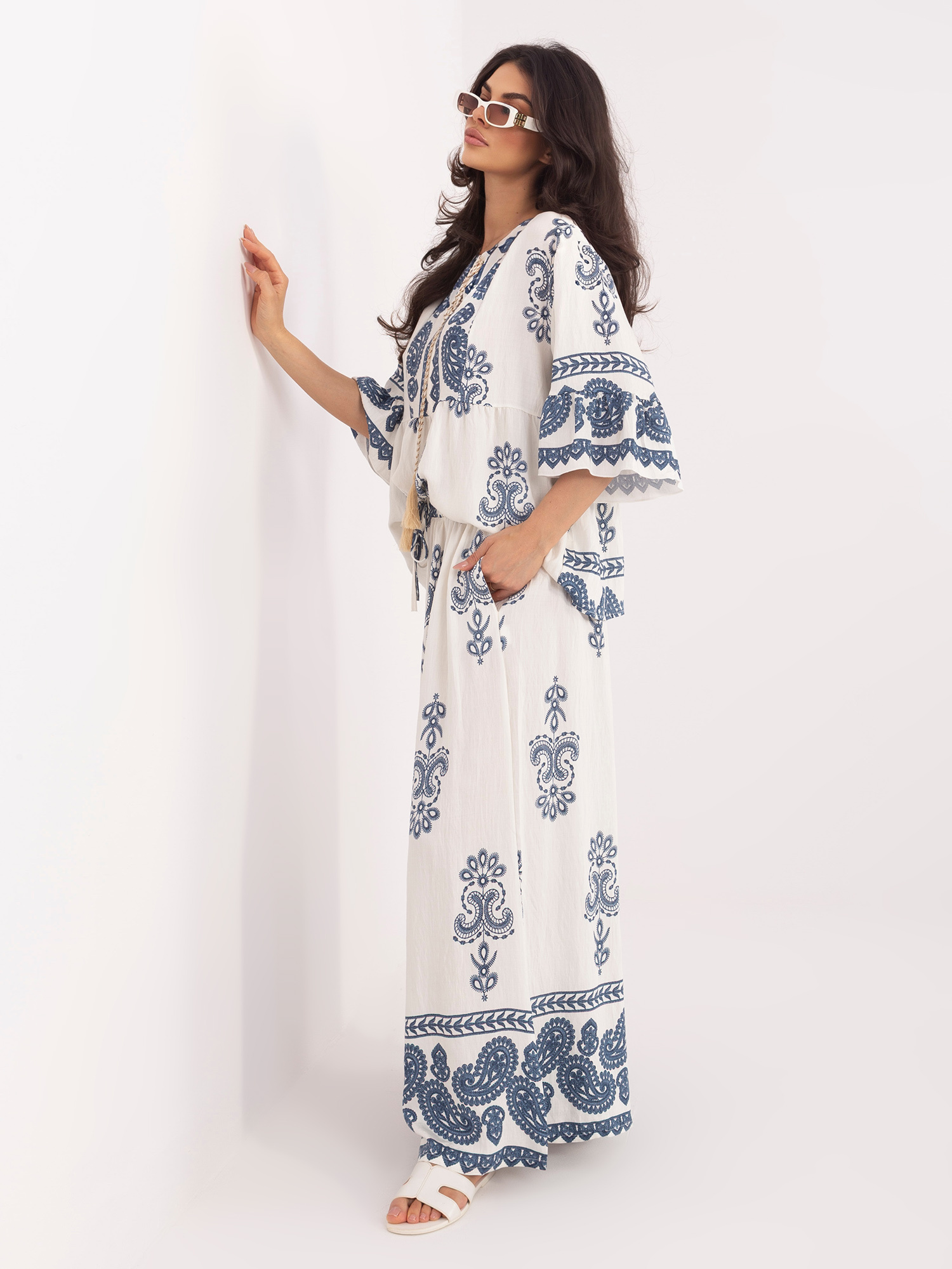 Летен комплект в цвят екрю